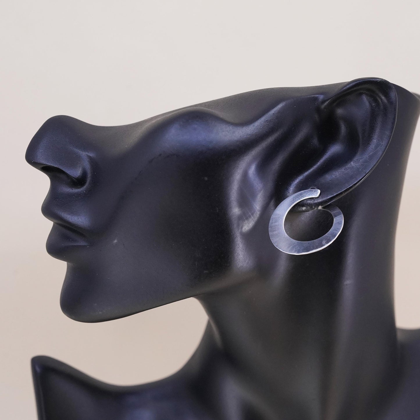 1.25”, Ed Levin Ed Levin Vintage Sterling Silver Swirl Disc single Earring hoop