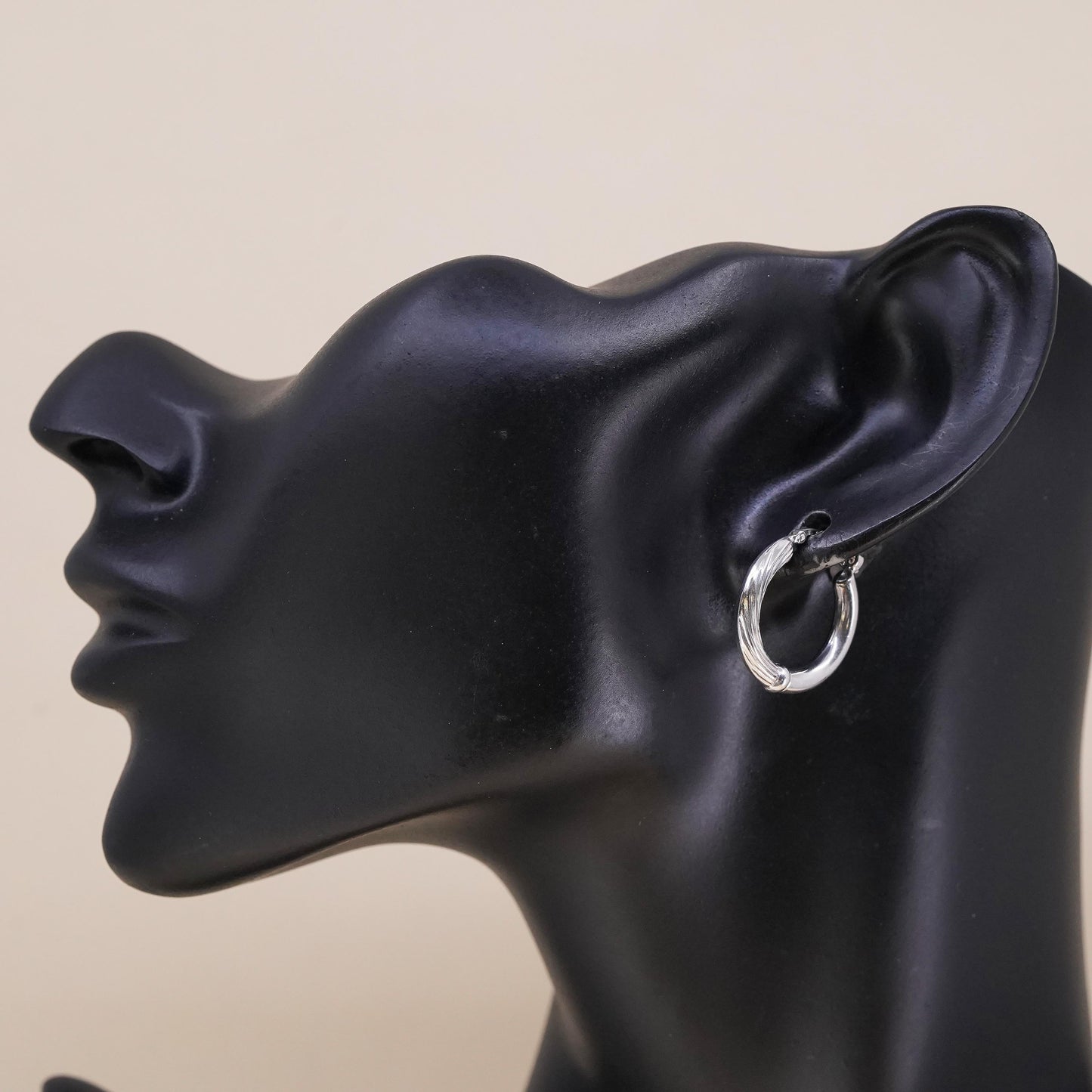 0.75", Vintage sterling 925 silver loop single earring, fashion primitive hoop