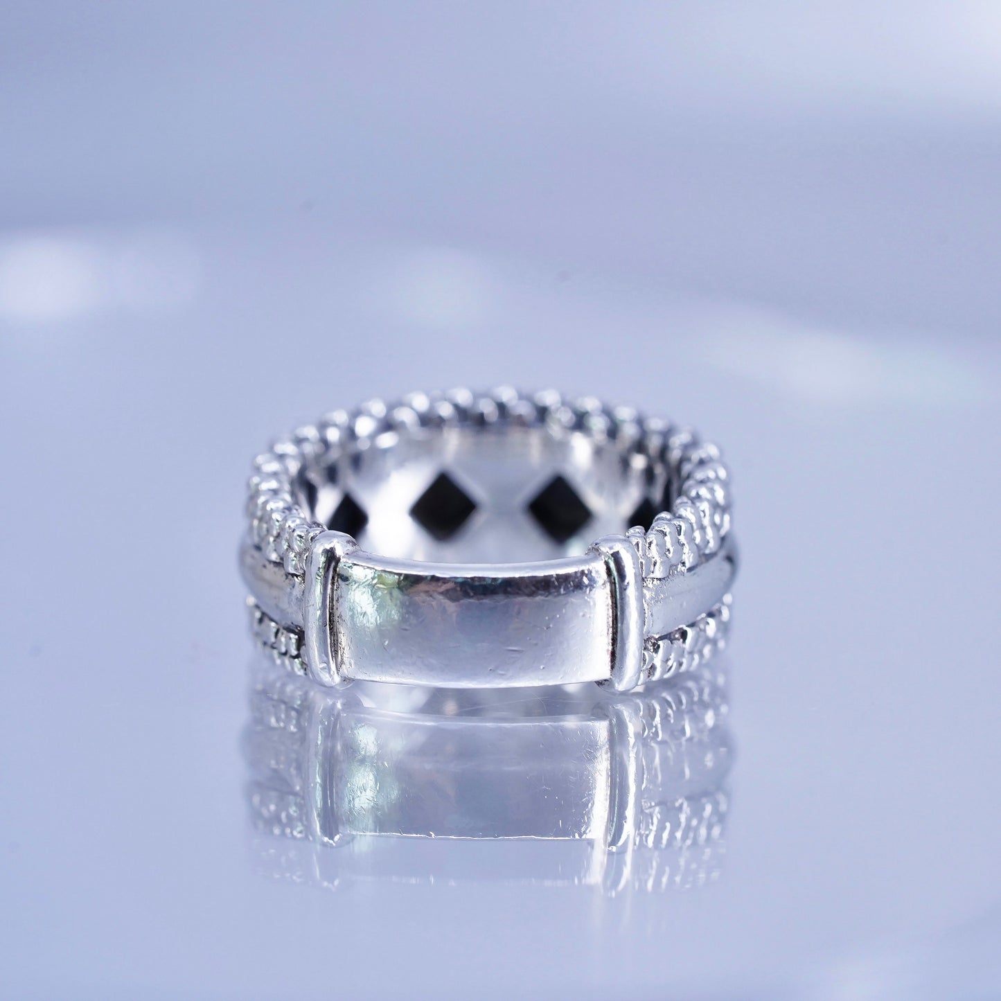 Size 7, vintage Lagos Caviar Sterling 925 silver ring, beads band