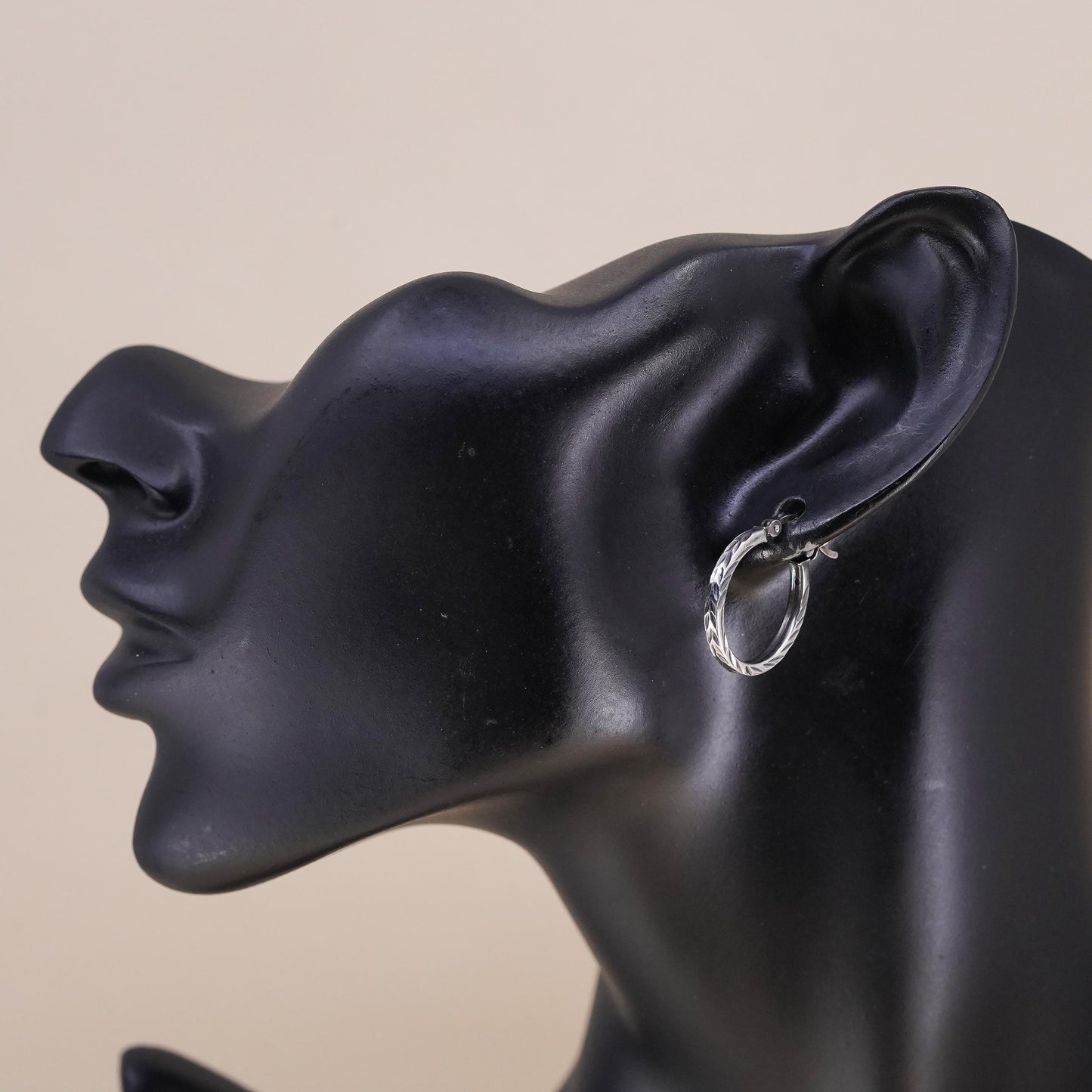 0.75", Vintage sterling 925 silver loop single earring, fashion primitive hoop