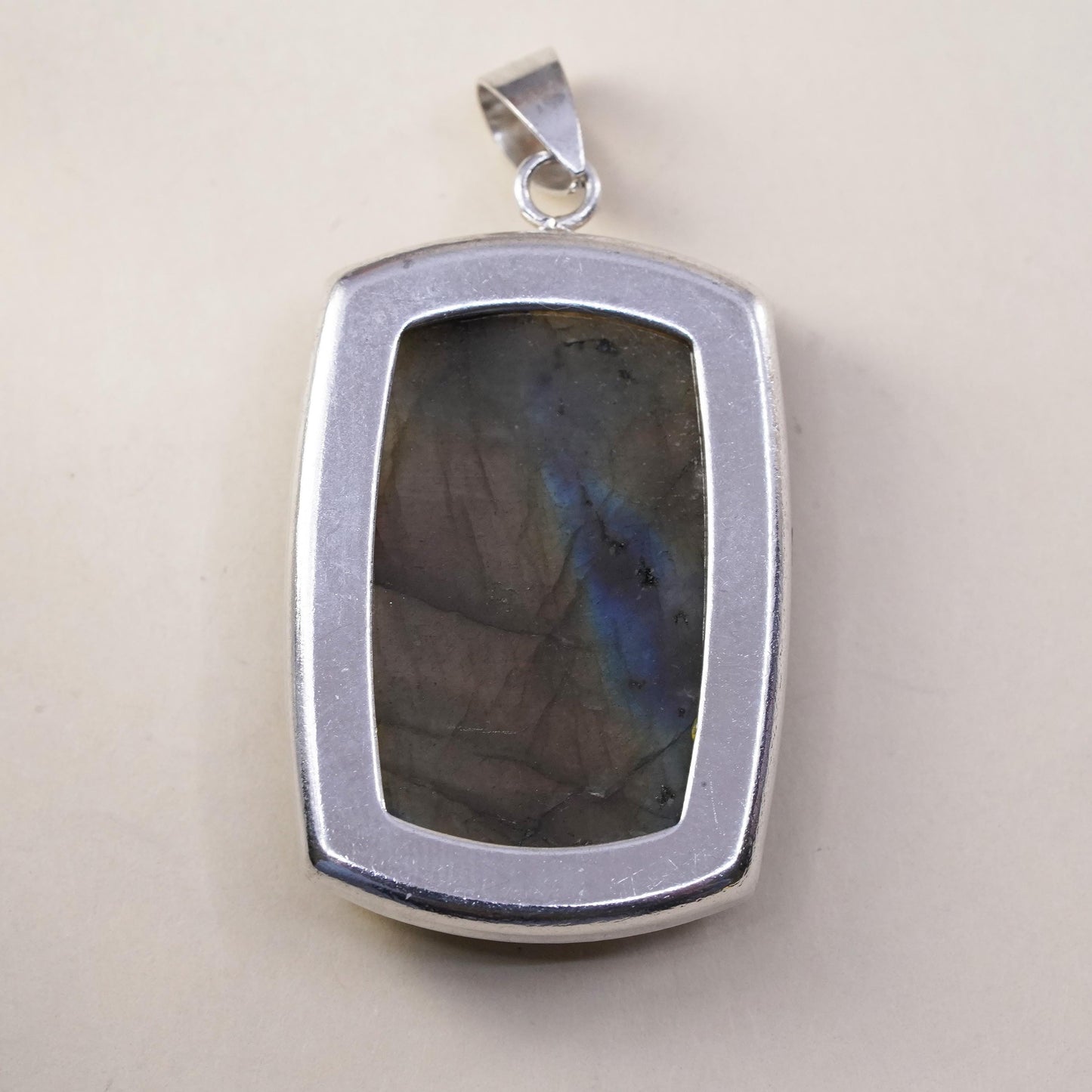 Vintage Sterling 925 silver handmade pendant with rectangular labradorite