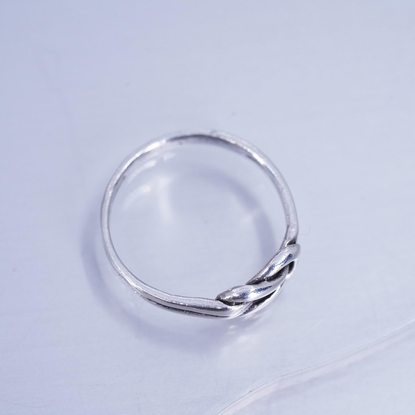 Size 4, vintage Sterling 925 silver handmade ring, knotted band