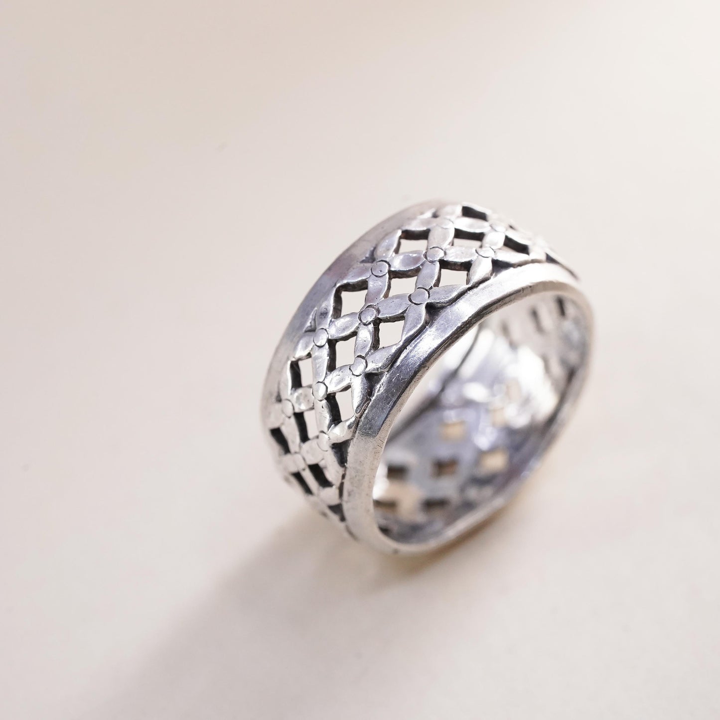 Size 6.75, VTG southwestern Sterling 925 silver ring band with woven texture
