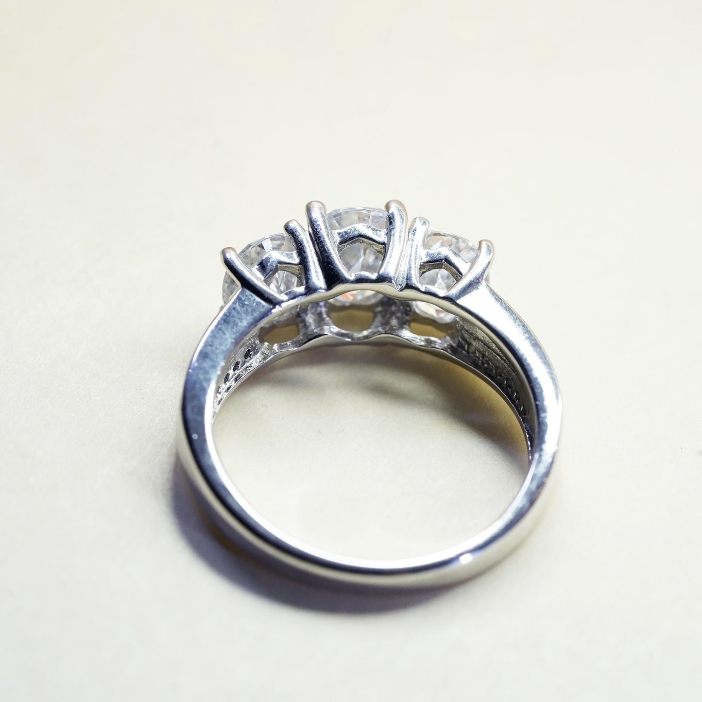 Size 7.25, Sterling silver ring, 925 silver with oval cut crystal CZ cluster