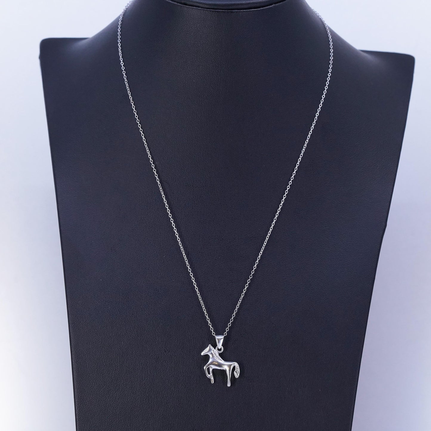 18”, vintage Sterling 925 silver twisted curb necklace with heart horse pendant