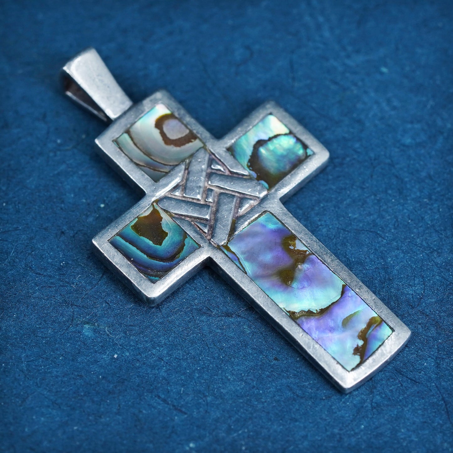 Vintage Sterling 925 silver handmade cross pendant with abalone