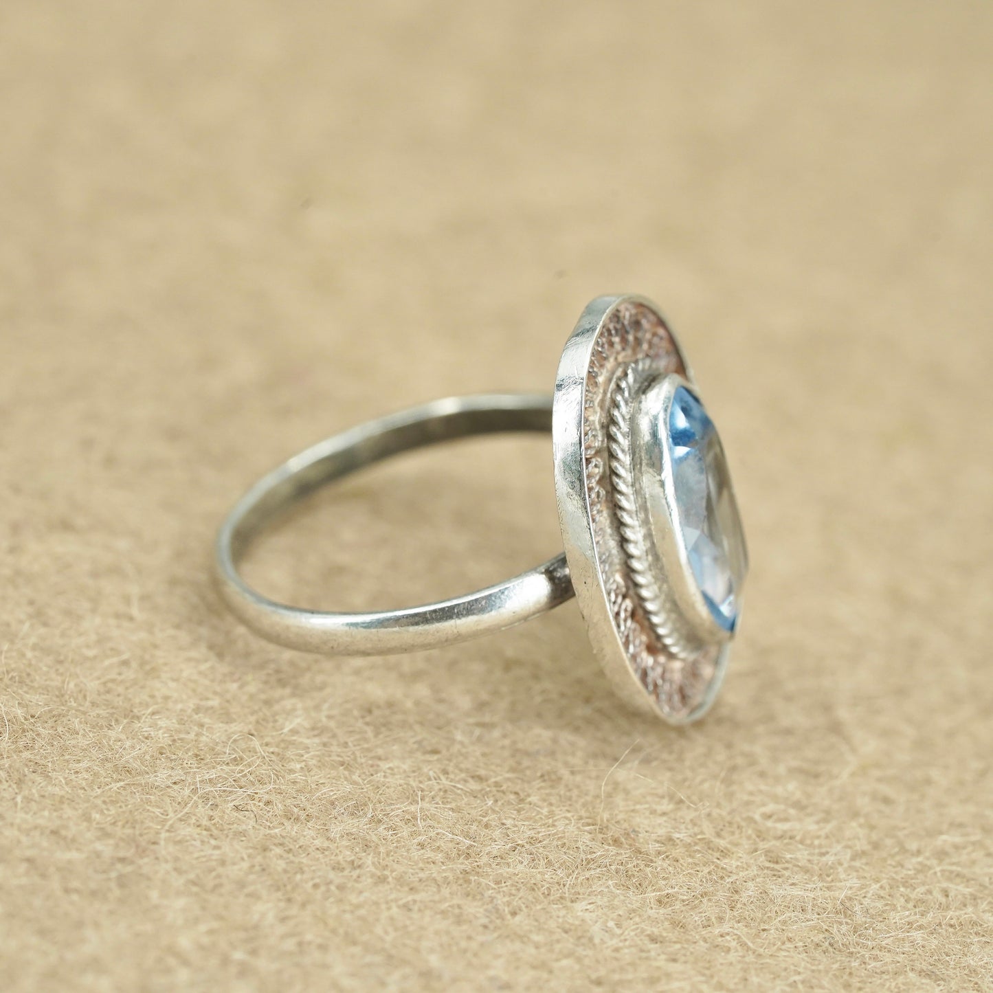 Size 7.5 vintage Sterling 925 silver handmade filigree ring with blue crystal