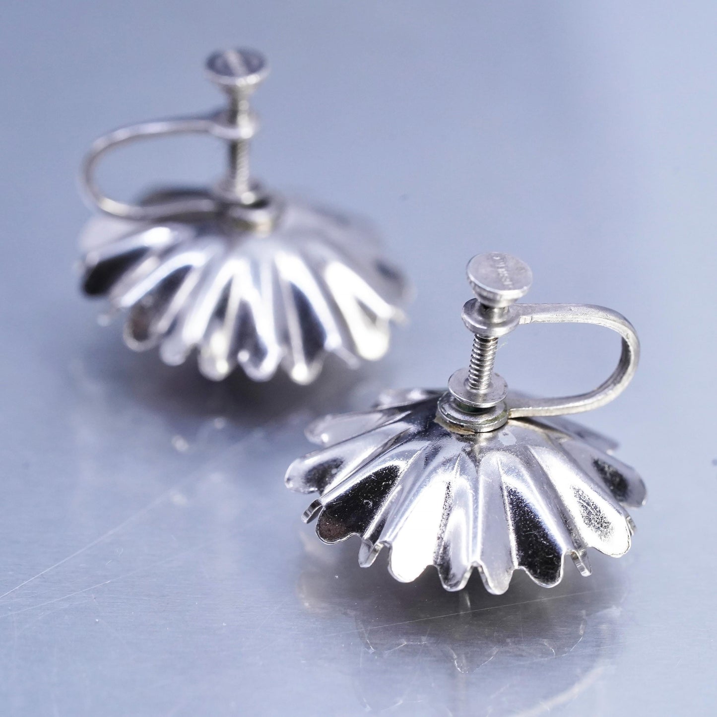 Vintage Sterling 925 silver handmade earrings, screw back flower with amethyst