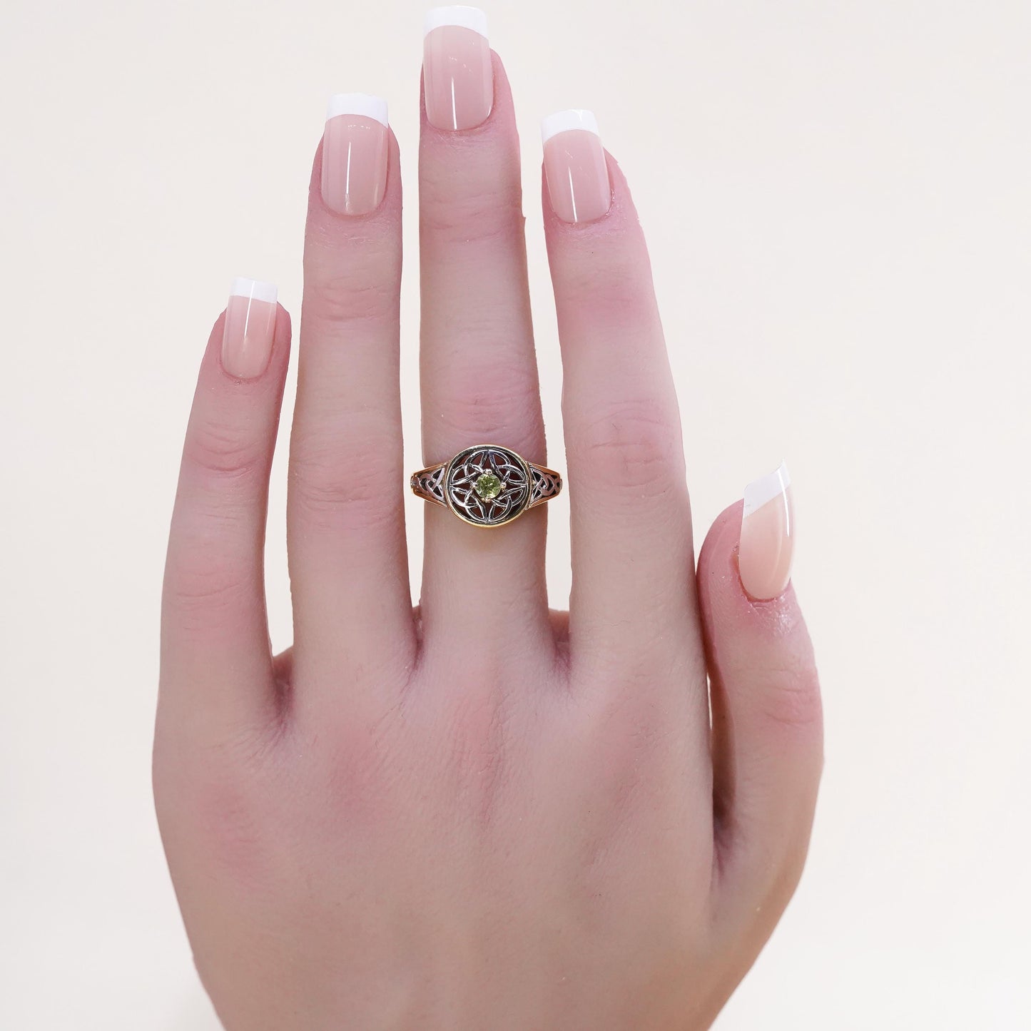 Size 6.5, vermeil gold BGE Sterling 925 silver ring peridot may the road rise