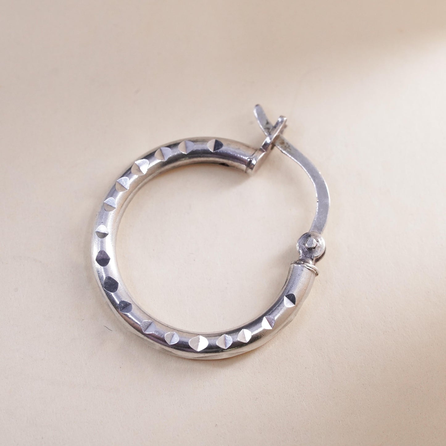 0.75", Vintage sterling 925 silver loop single earring, fashion primitive hoop