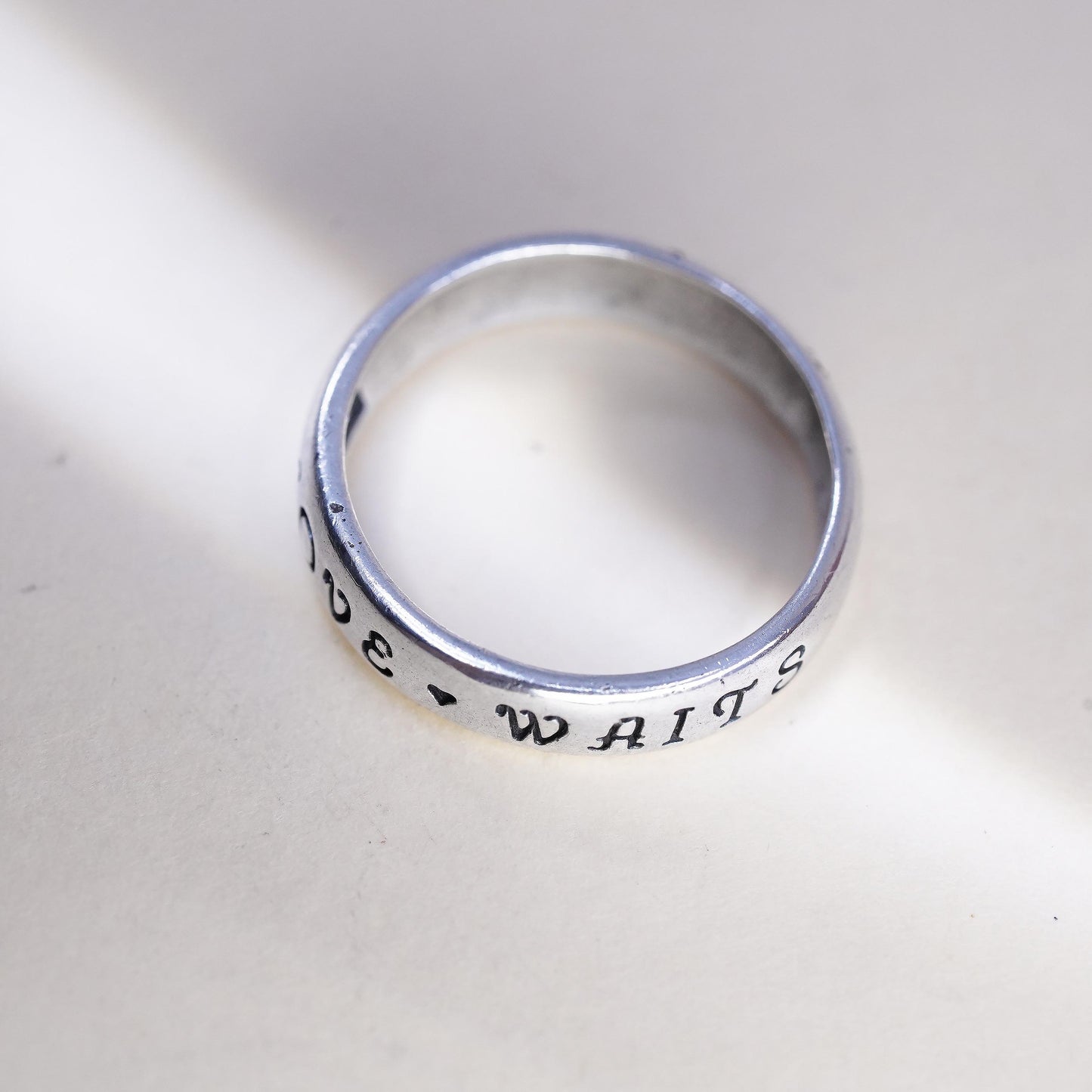 Size 10 Sterling Silver Signed 925 WJ Waldeck Johnson True Love Waits Ring Band