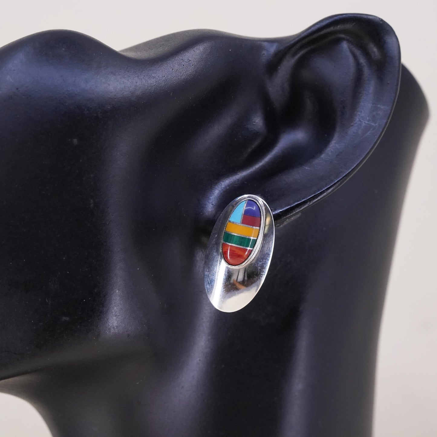 Native American Zuni single earring. Sterling 925 silver oval stud turquoise