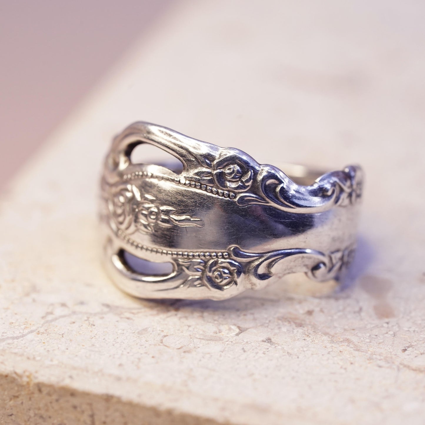 Size 5, vintage Sterling silver handmade ring, 925 flower spoon wrap band