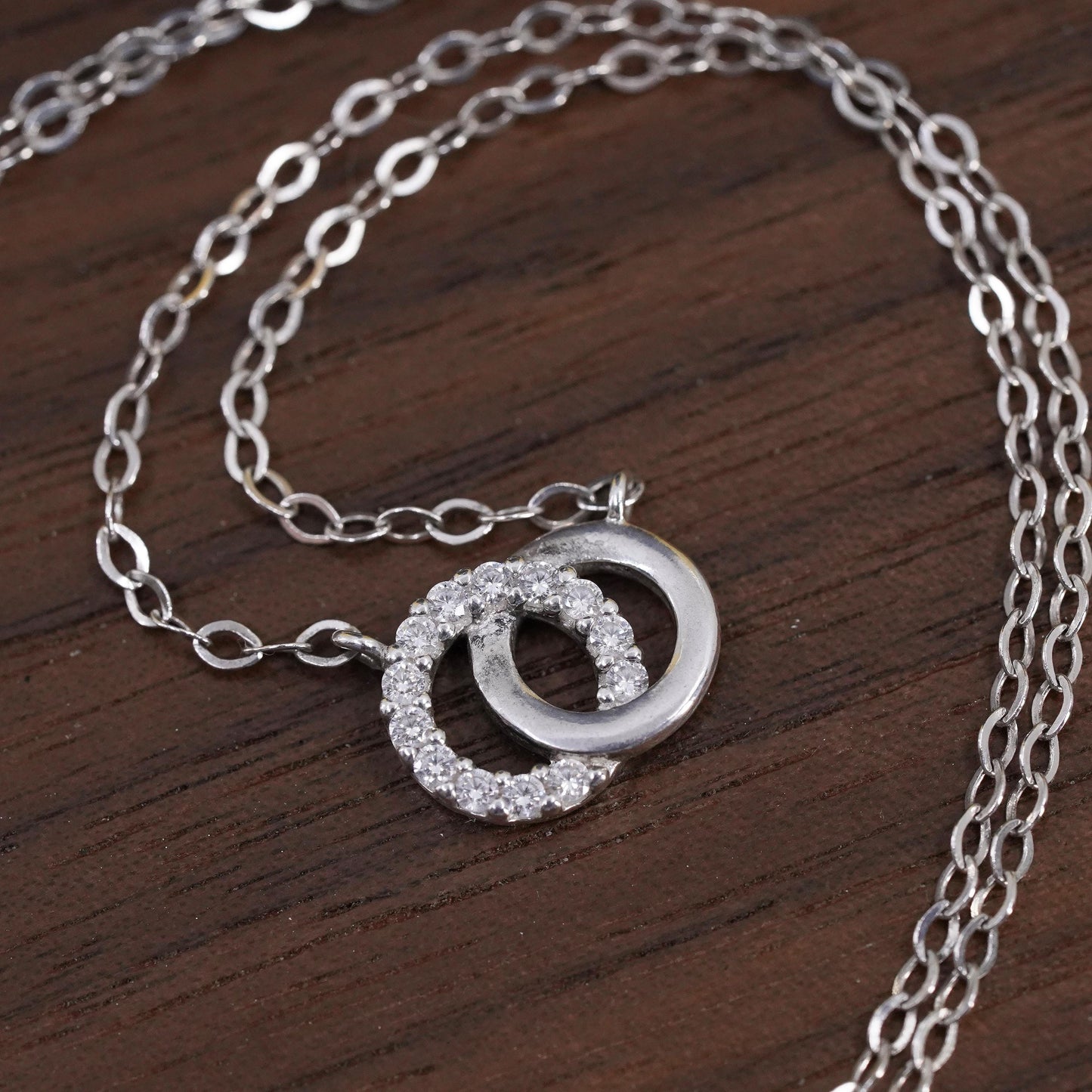 16+2”, vintage Sterling silver necklace, 925 flatten Cz entwined circle pendant
