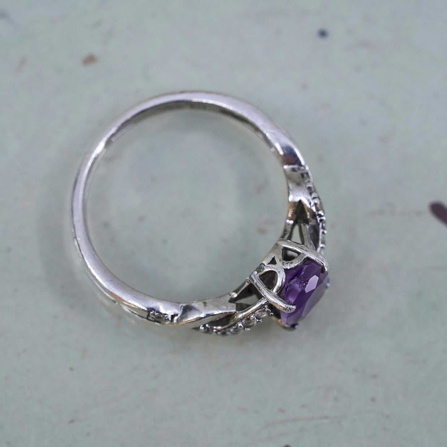 Size 7.5, vintage Sterling 925 silver handmade ring with amethyst and cz