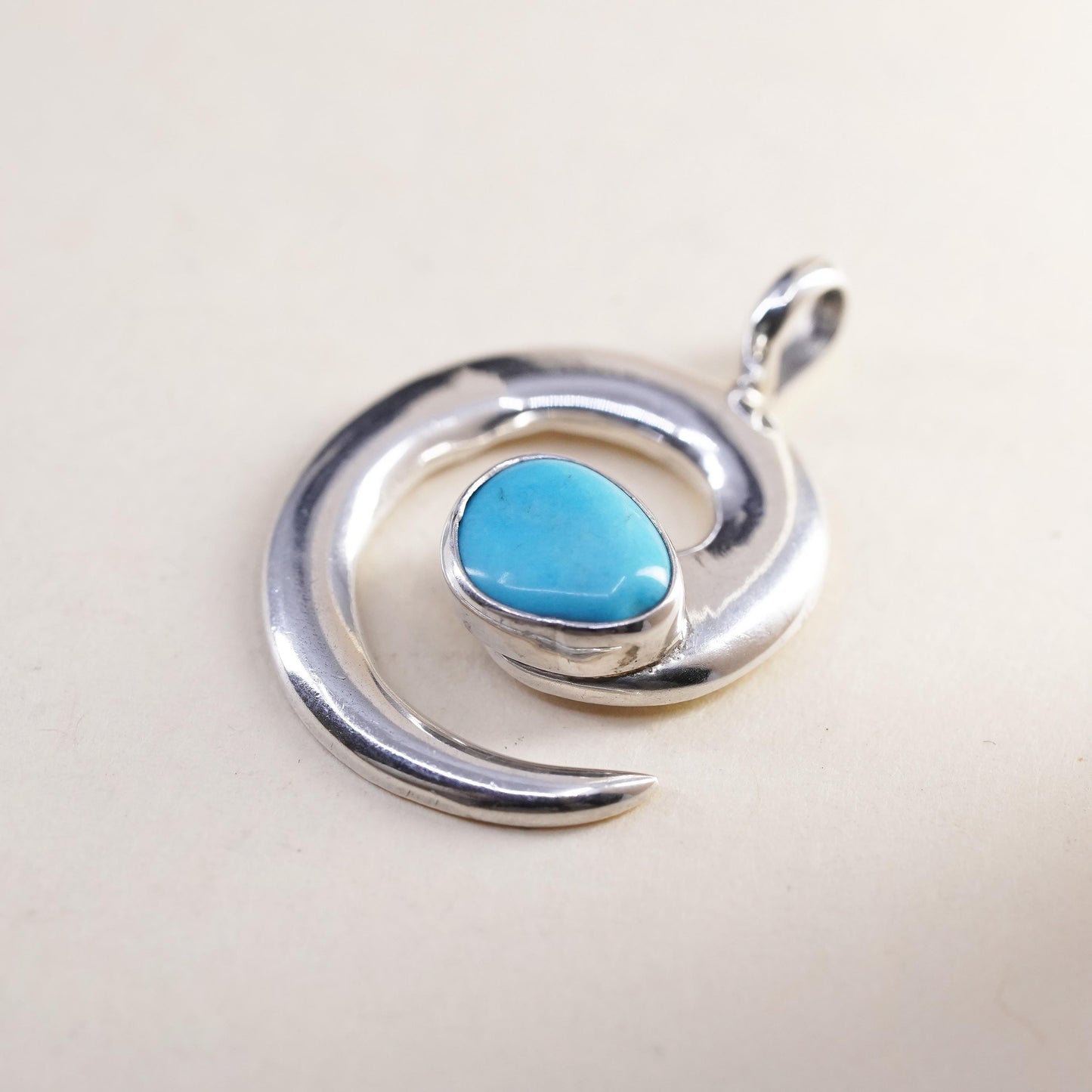 Native American Leonard Maloney Sterling silver pendant, 925 spiral turquoise