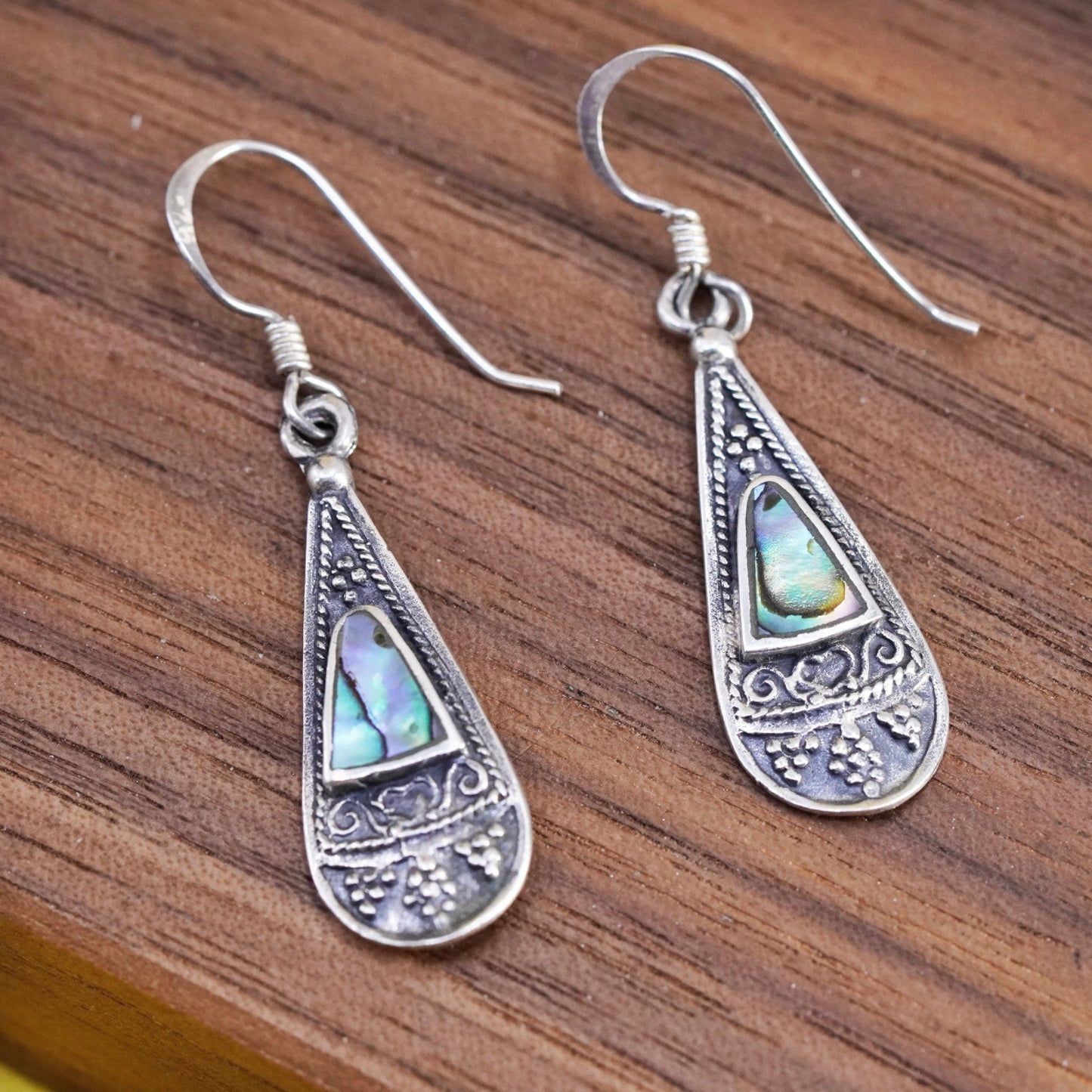 Vintage Sterling silver handmade earrings, 925 teardrop with abalone Inlay