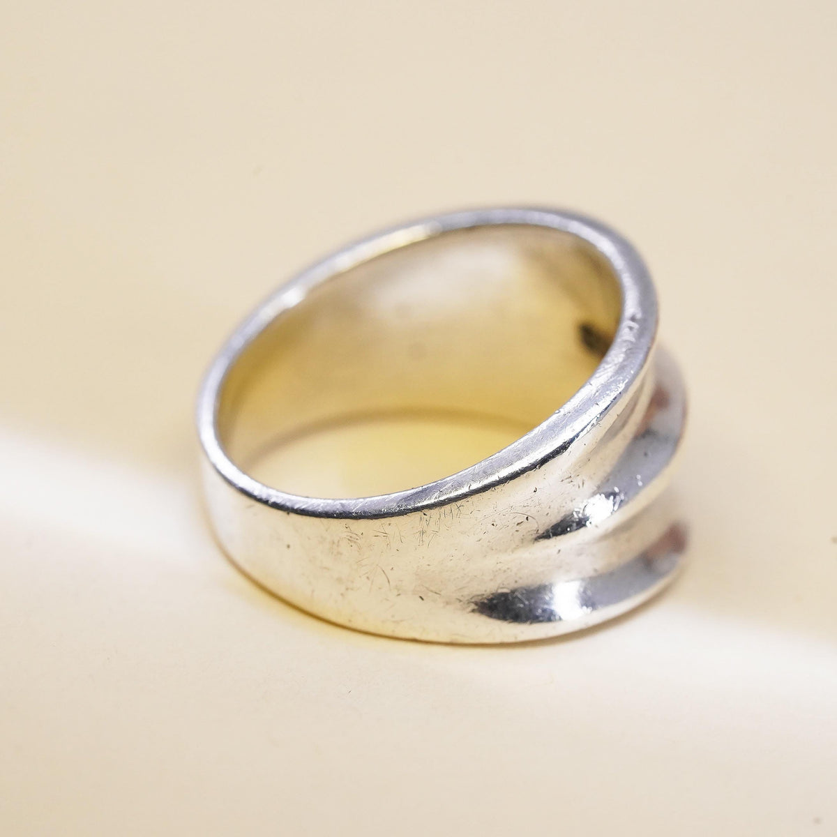 Size 8.25, VTG sterling silver handmade ribbed ring, southwestern 925 band