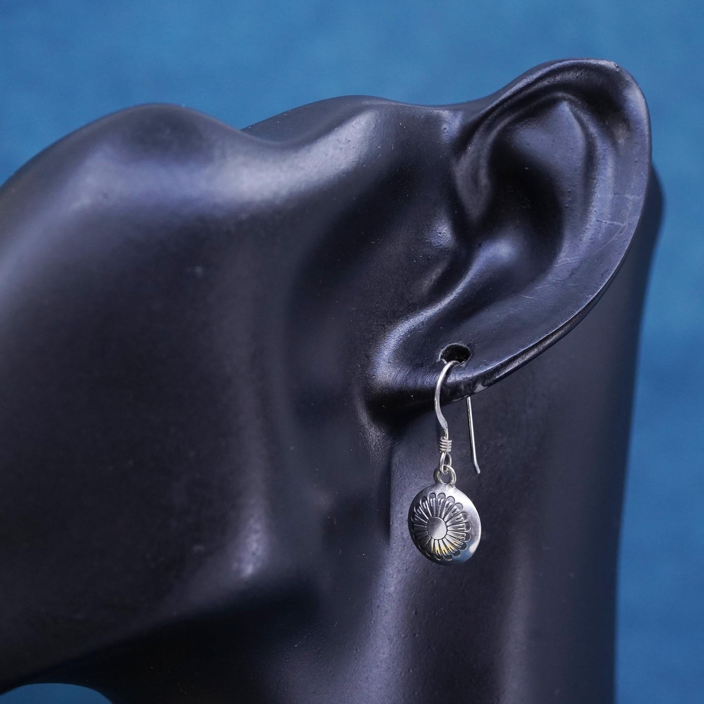 Native American sterling silver handmade earrings, 925 flower discs