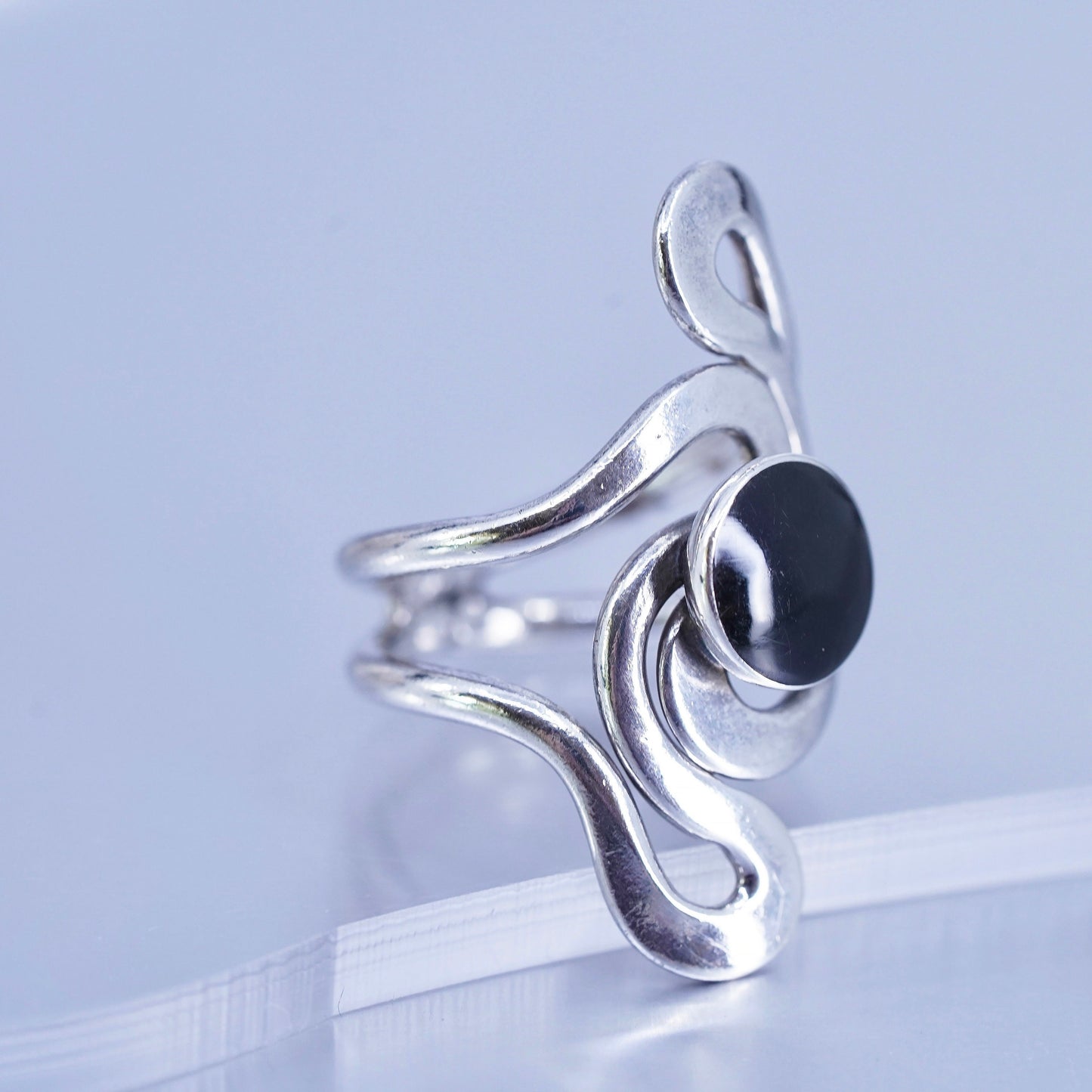 Size 7.25, vintage modern Sterling 925 silver handmade twisted ring with obsidian