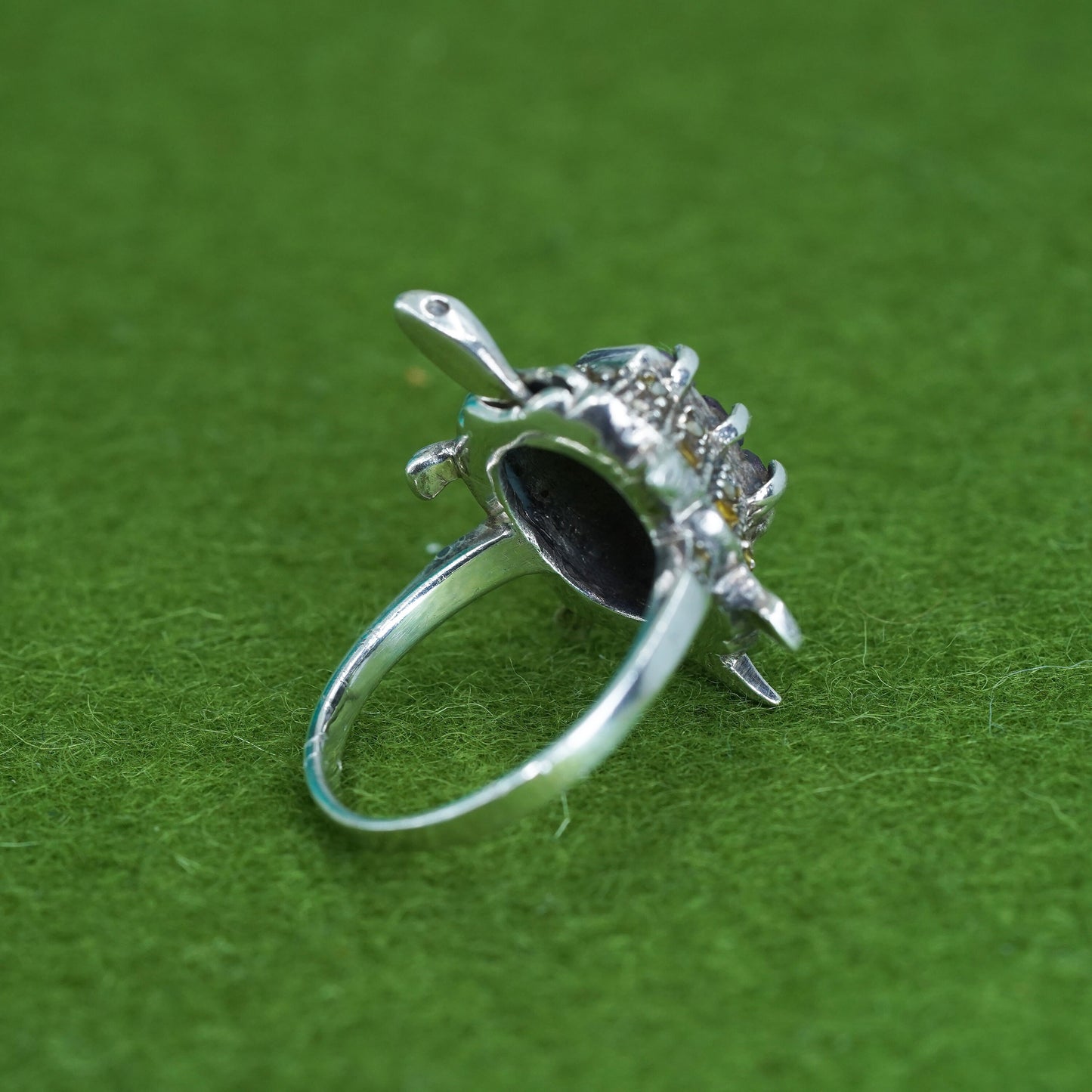 Size 8, sterling silver ring, 925 turtle with movable head amethyst marcasite