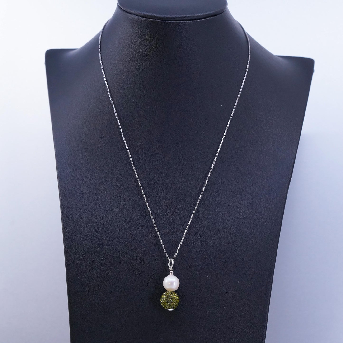 18”, Vintage Sterling 925 silver box necklace pearl green crystal bead pendant