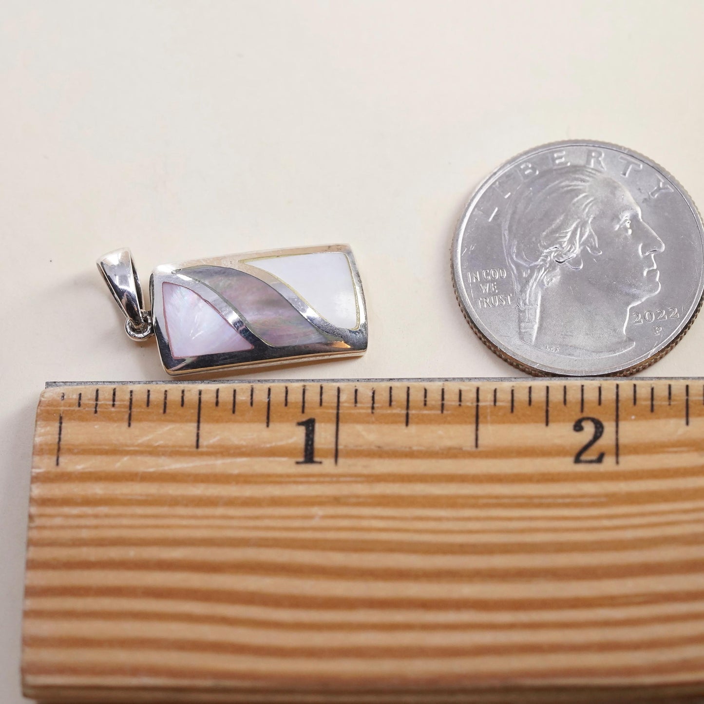 Vintage sterling 925 silver rectangular pendant mother of pearl abalone inlay