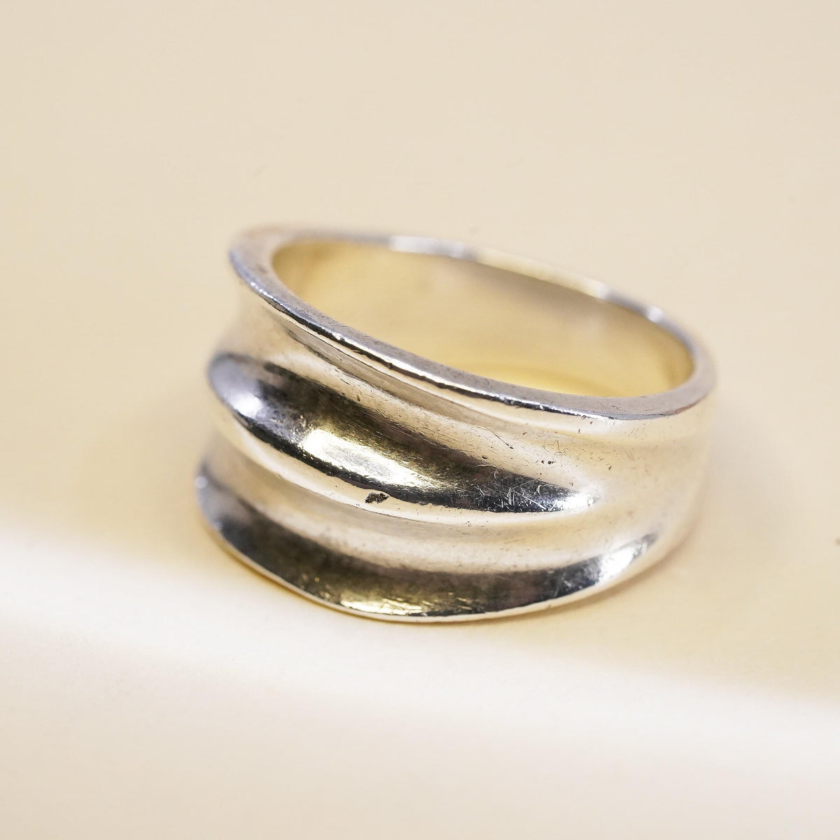 Size 8.25, VTG sterling silver handmade ribbed ring, southwestern 925 band