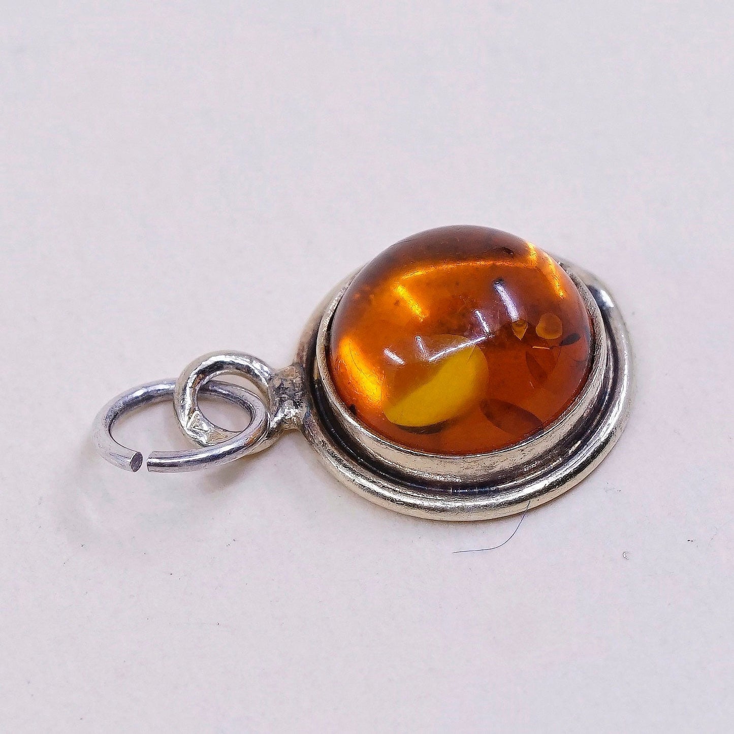 VTG Sterling silver handmade pendant, Mexico 925 w/ round Amber
