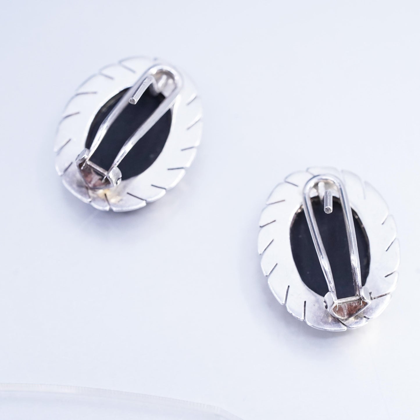 Vintage southwestern Sterling 925 silver black onyx textured earrings, studs