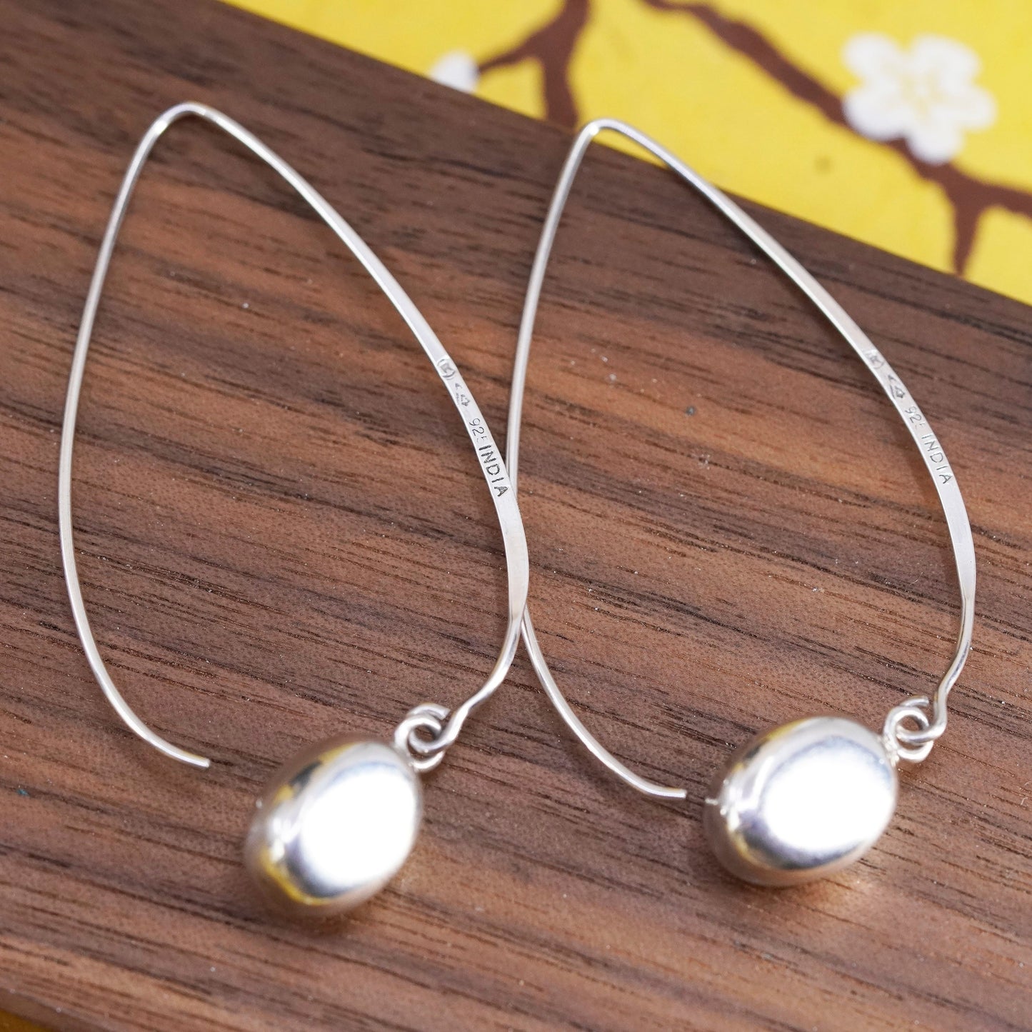 Silpada Sterling 925 silver W2032 Oval Drop Dangle Threader Earrings Bean