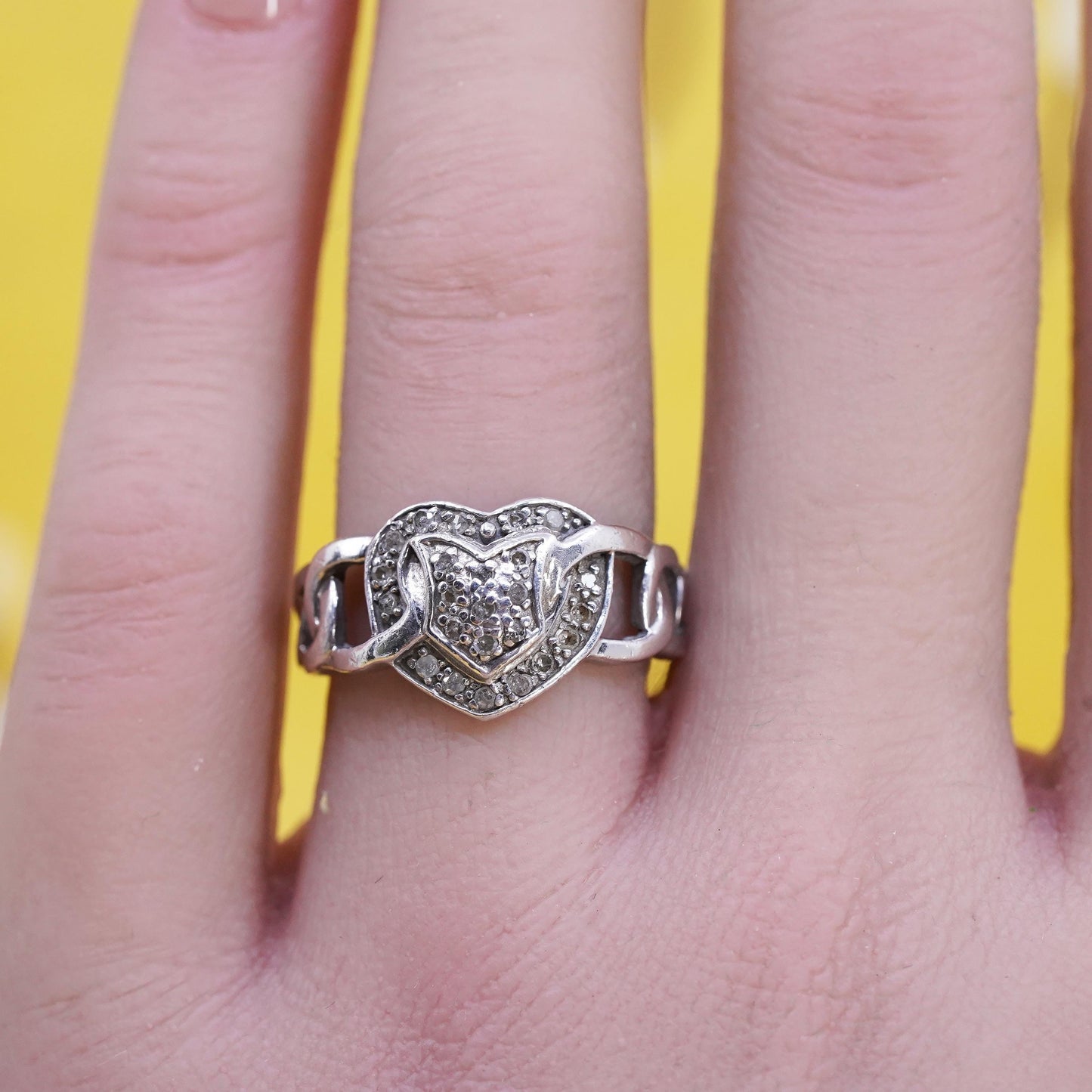 Size 6.5, vintage Sterling silver ring, 925 heart band with cluster diamonds