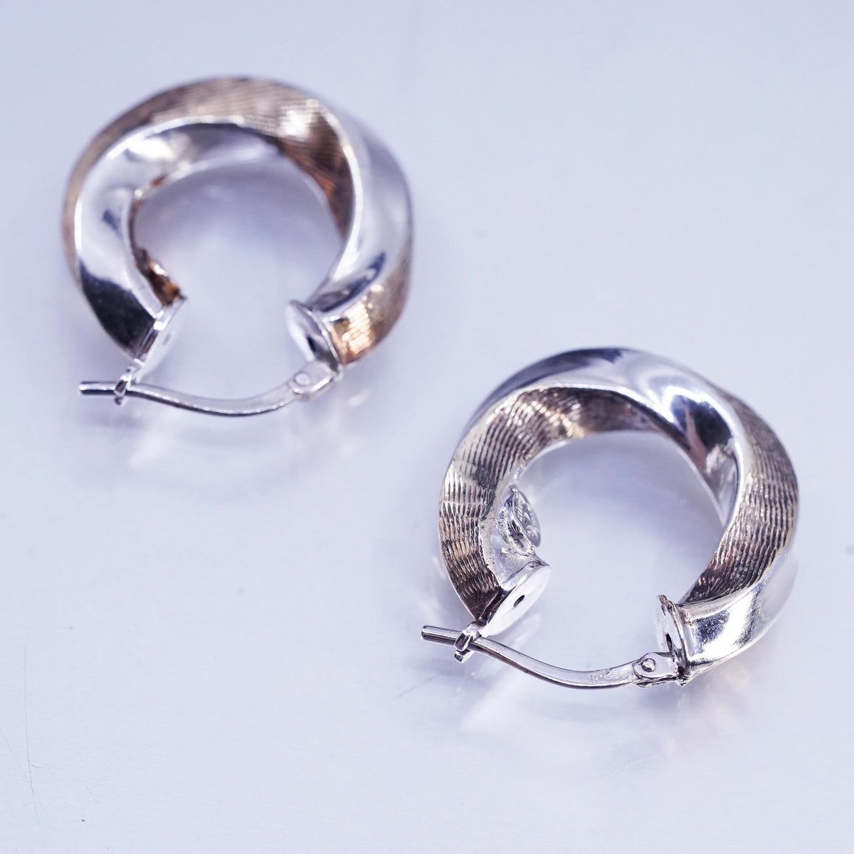 0.75" Two Tone 925 Sterling Silver Handmade Earrings Twisted Chain Studs huggie