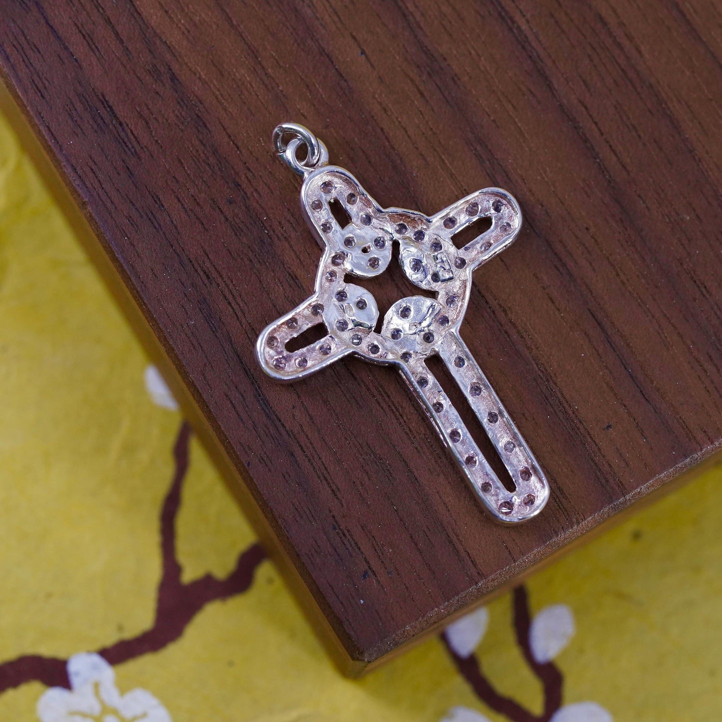 Vintage Sterling silver pendant, 925 cross with cluster cz