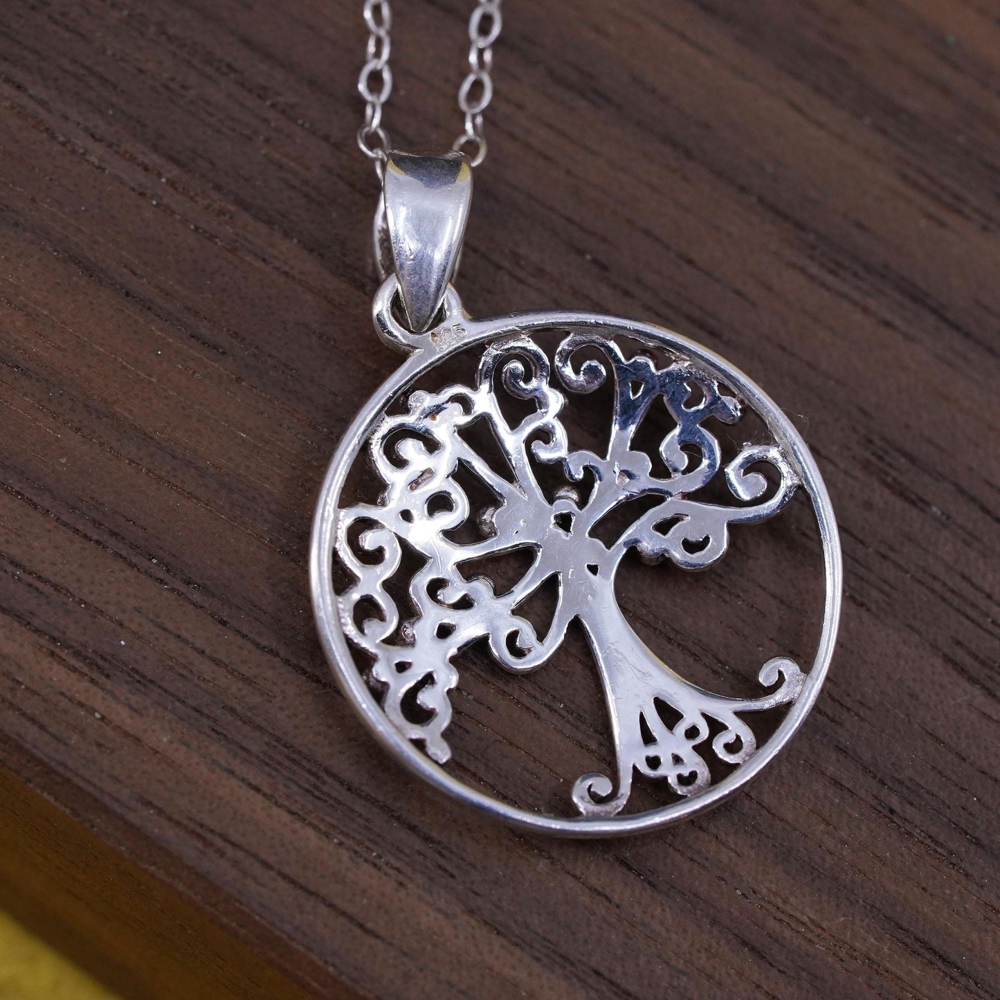 19” Sterling silver necklace with circle chain and filigree 925 tree pendant