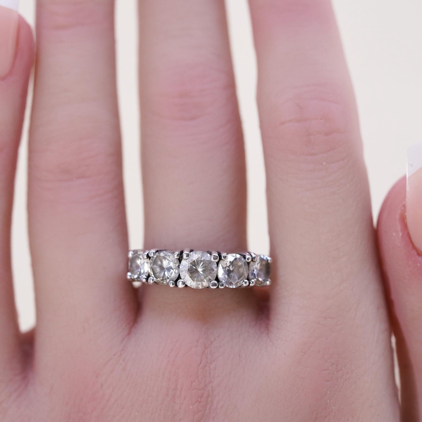 Size 8, Sterling silver ring, 925 silver with round cut crystal CZ cluster ring