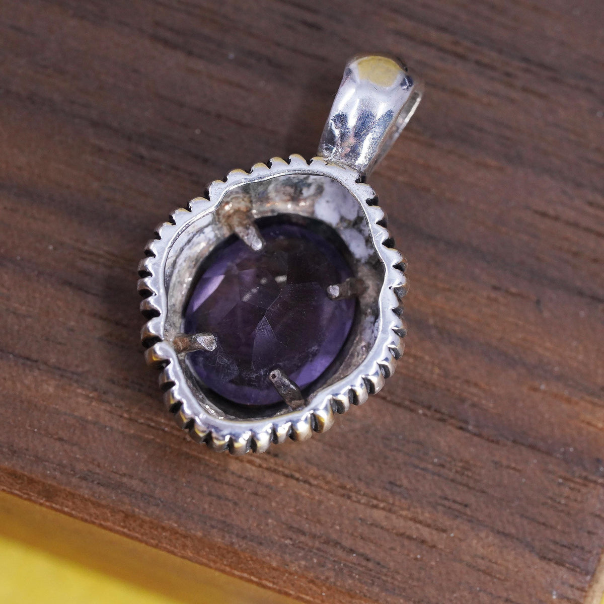 Vintage southwestern Sterling 925 silver cable textured pendant with amethyst
