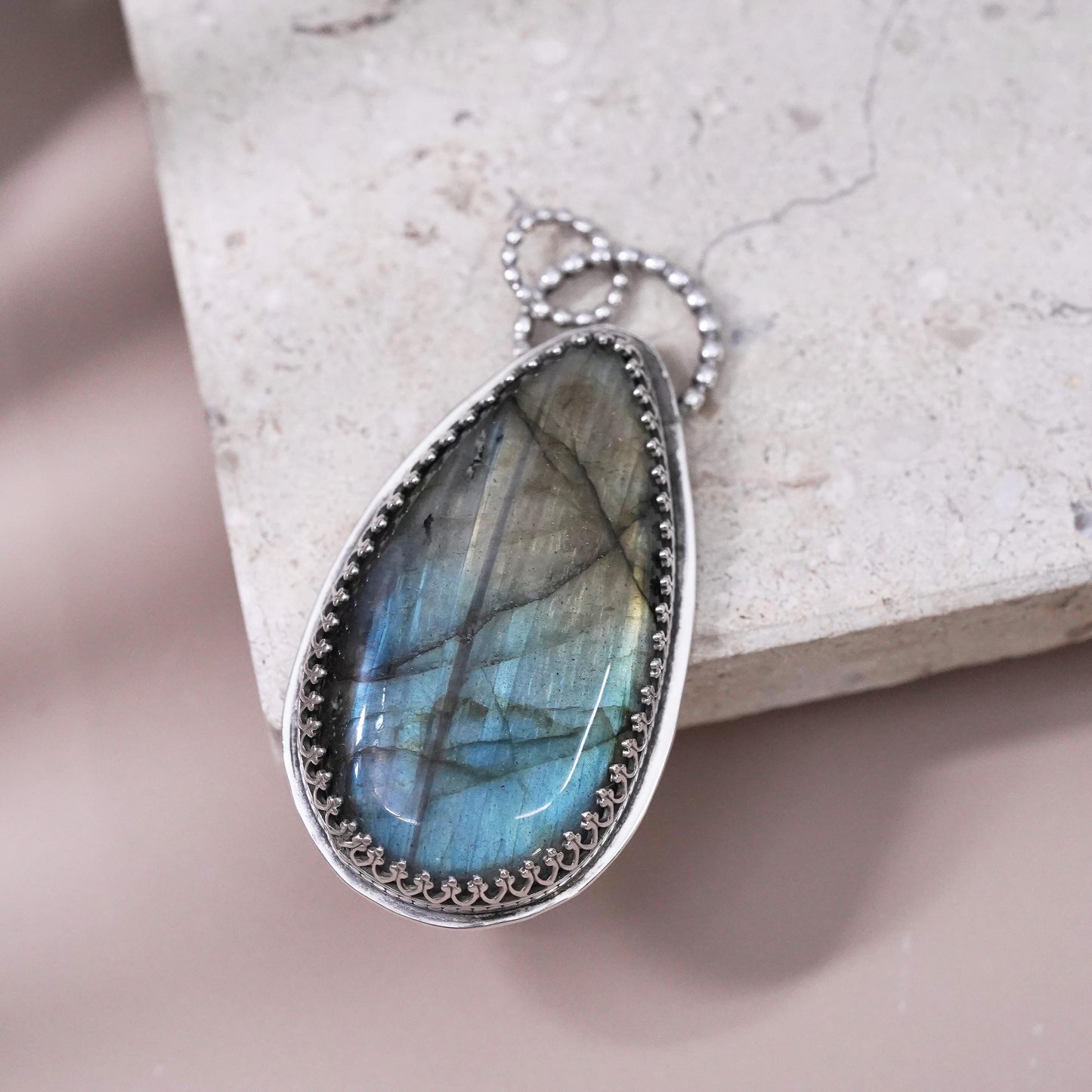 Vintage Sterling silver handmade pendant, 925 teardrop with labradorite