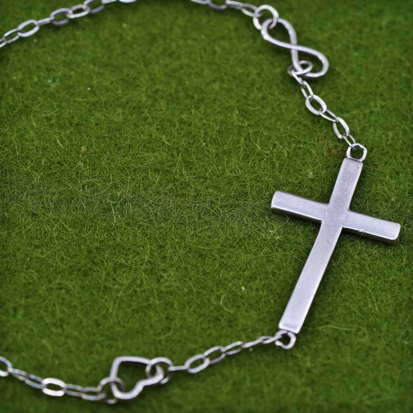 7.5”, Vintage sterling silver handmade bracelet, Italy 925 chain with cross