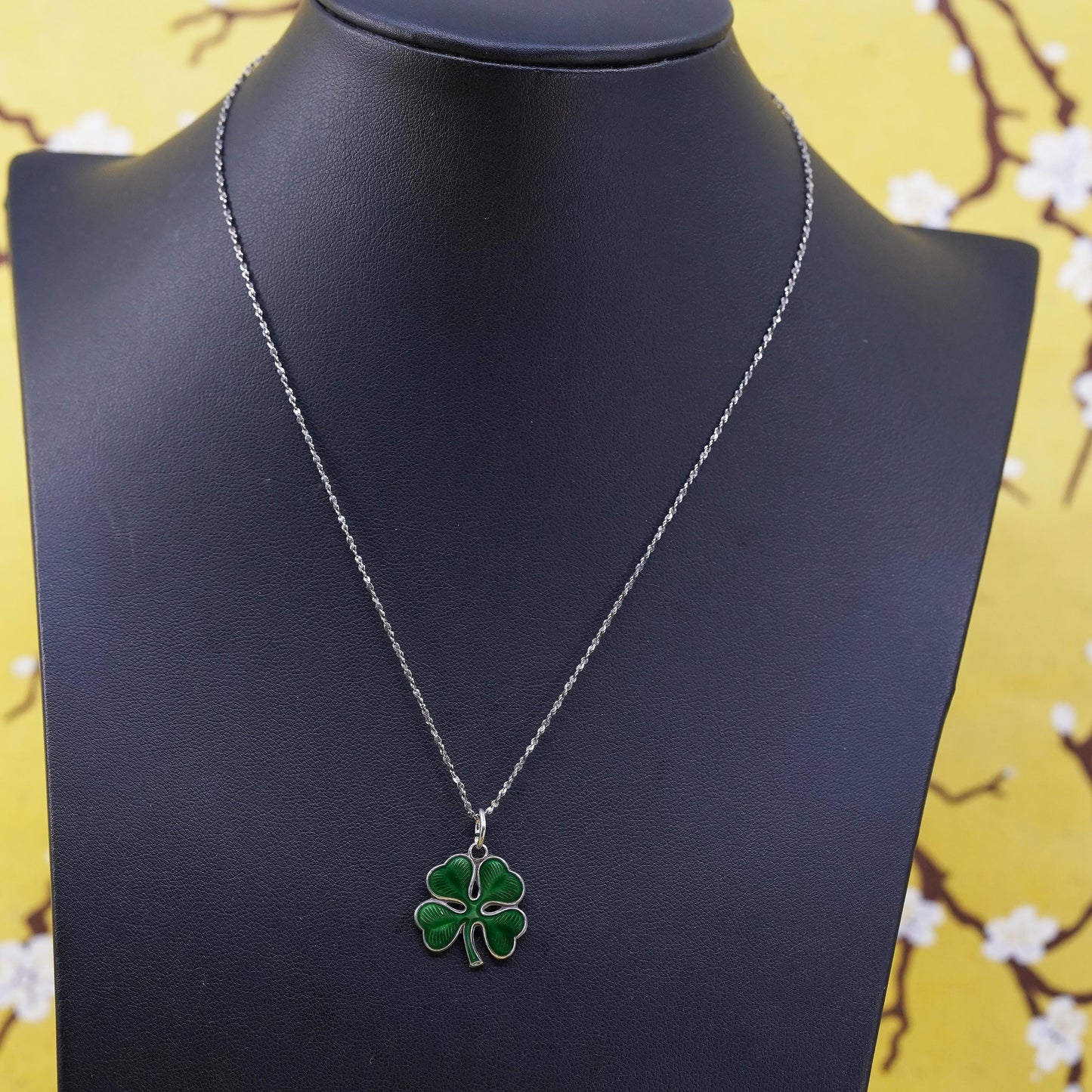 16”, Sterling silver necklace, 925 twisted s link chain enamel clover pendant