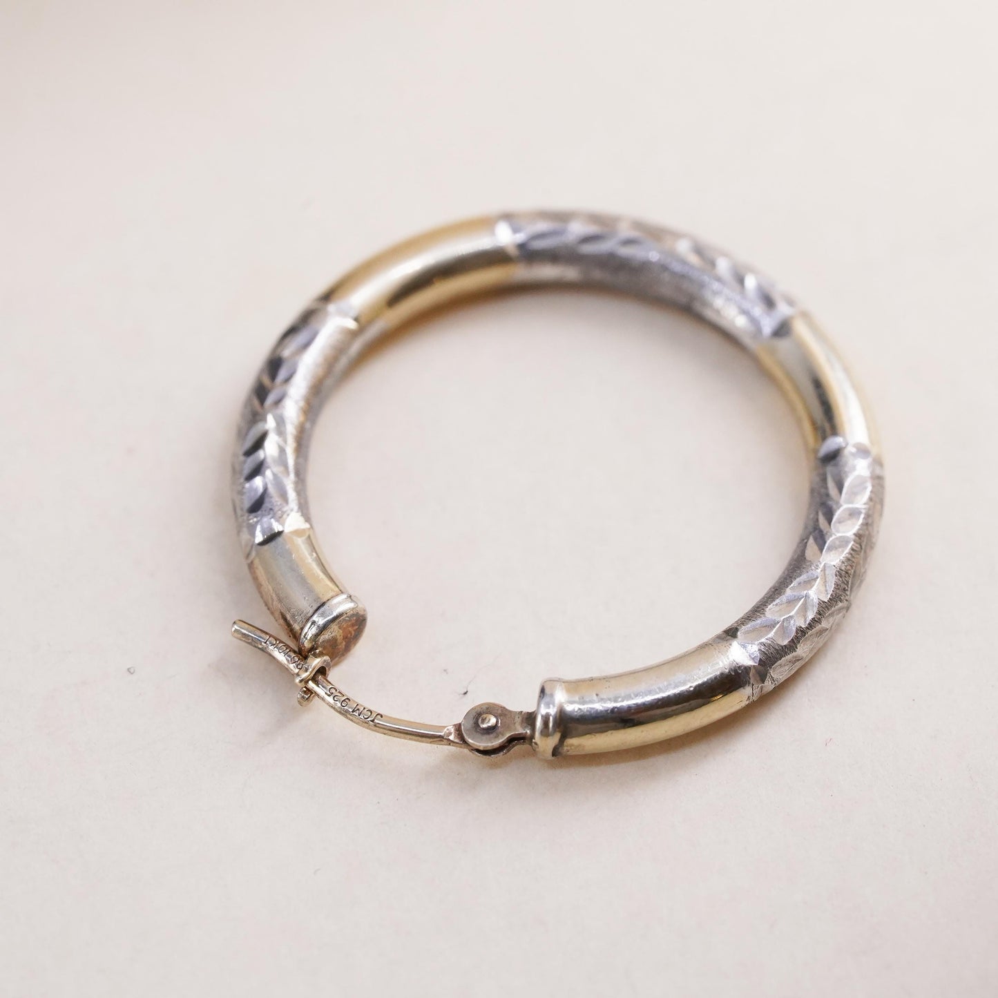 1", Vintage 1/20 10K yellow gold sterling silver single earring, textured hoop