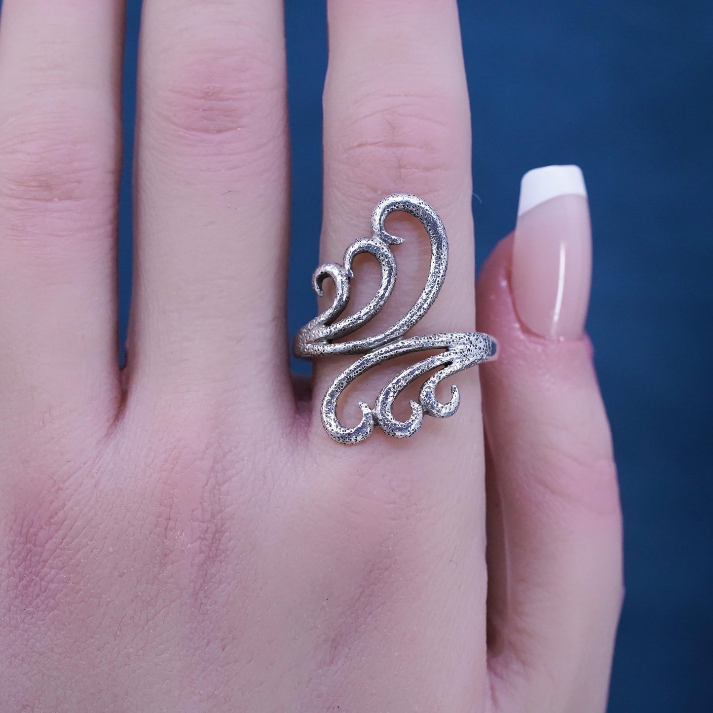 Size 8, VTG minimalist, simple Sterling 925 silver handmade wide wavy ring band