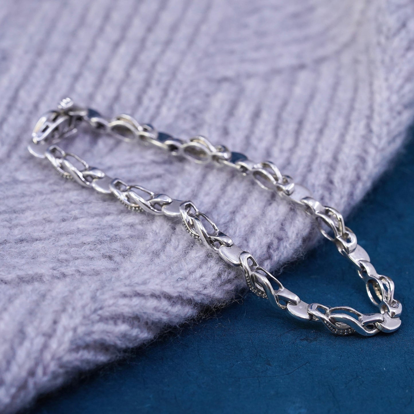 7.25”, vintage sterling 925 silver tennis bracelet with genuine diamond detail