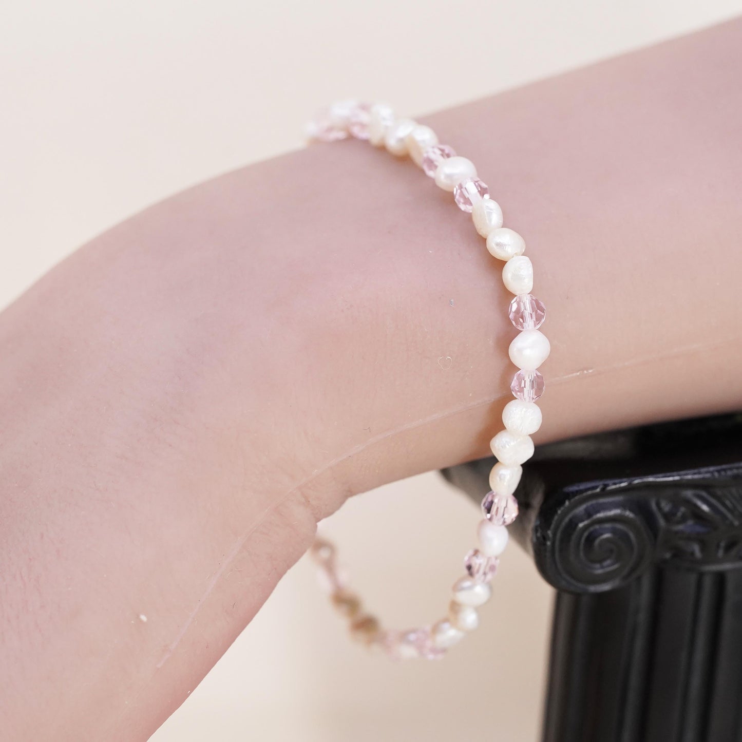7.5", Vintage handmade 4mm pearl crystal bead bracelet