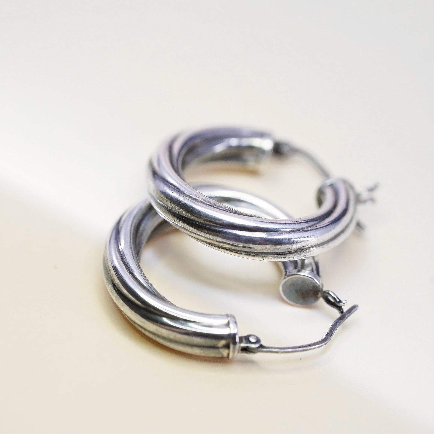 1" Vintage 925 sterling silver bold loop earrings, textured twisted hoops