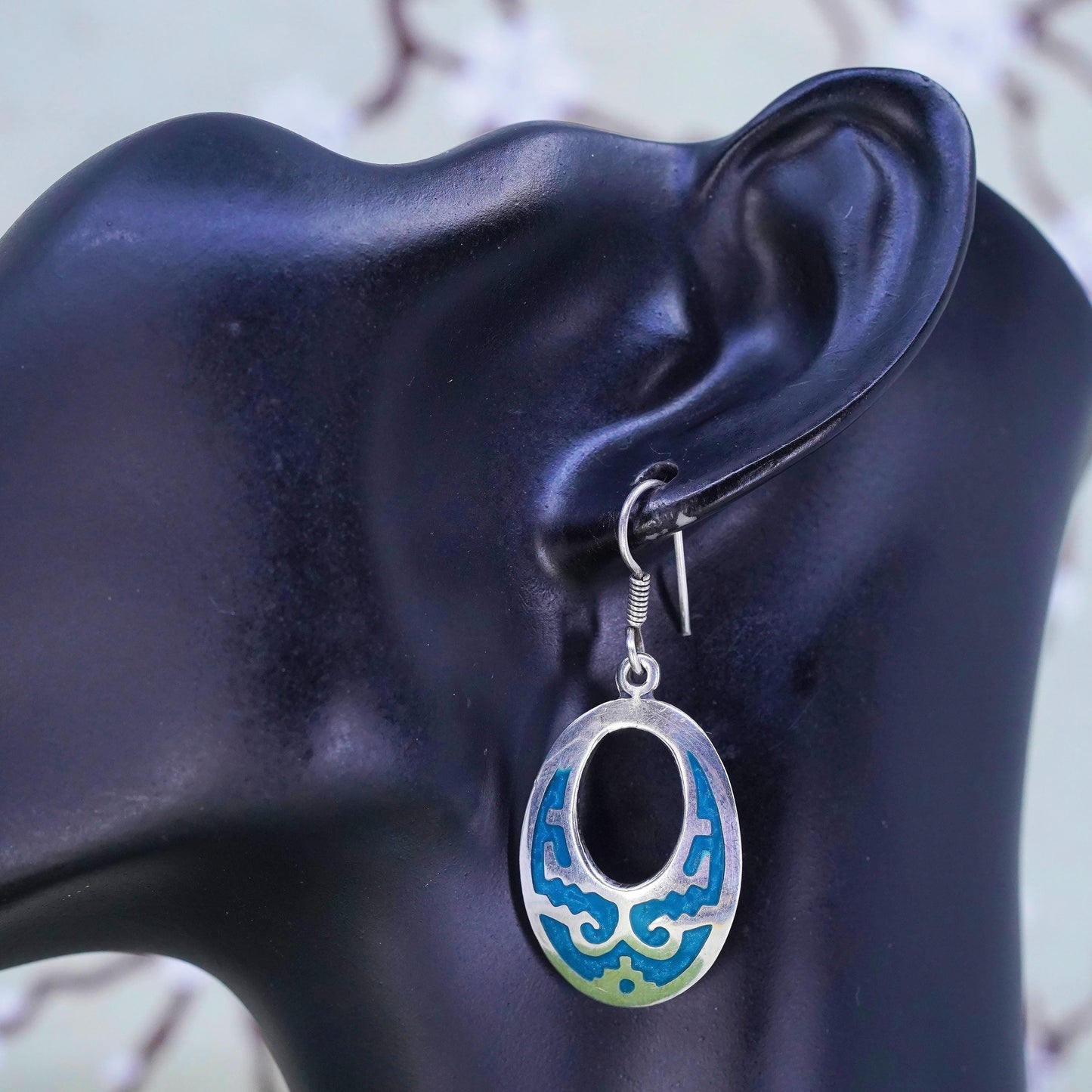 Vintage Mexican sterling 925 silver handmade oval earrings with turquoise inlay