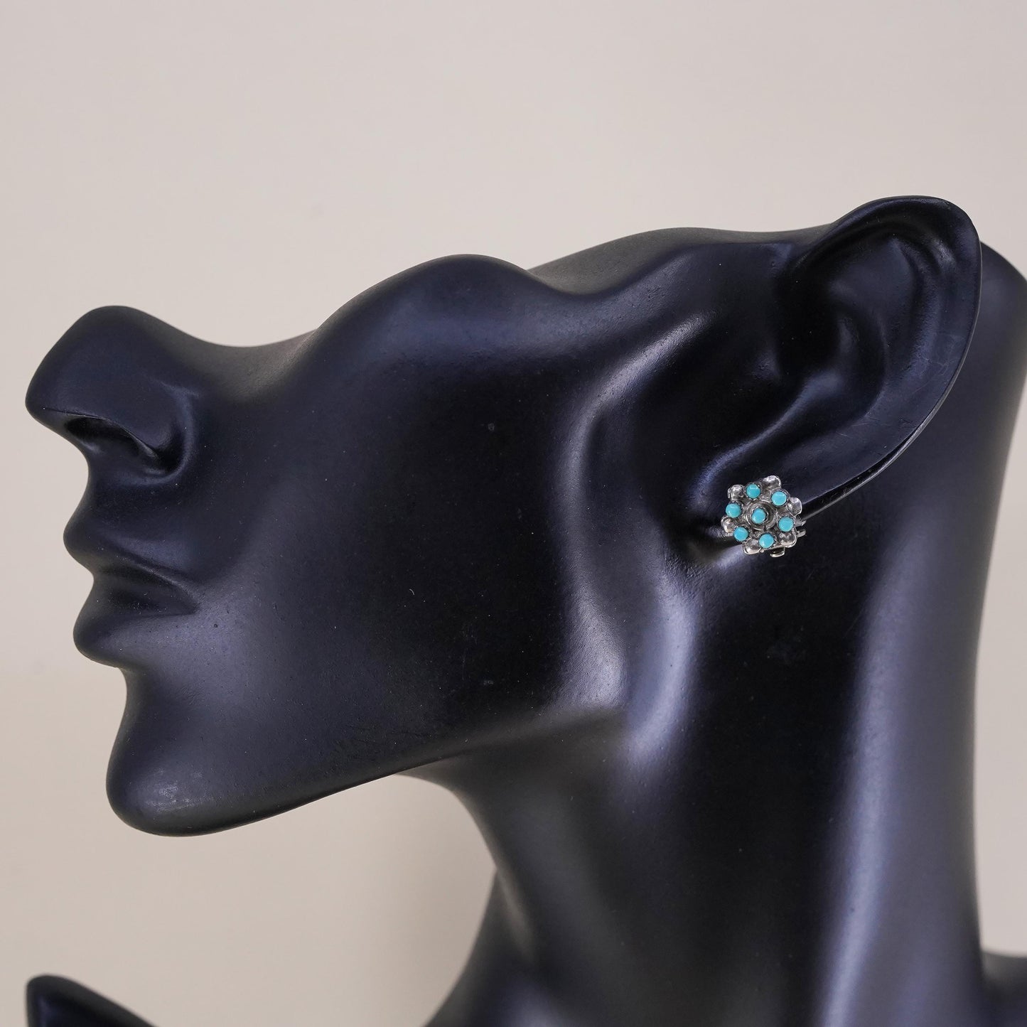 Native American 925 Sterling earrings, 925 flower clip on earrings turquoise