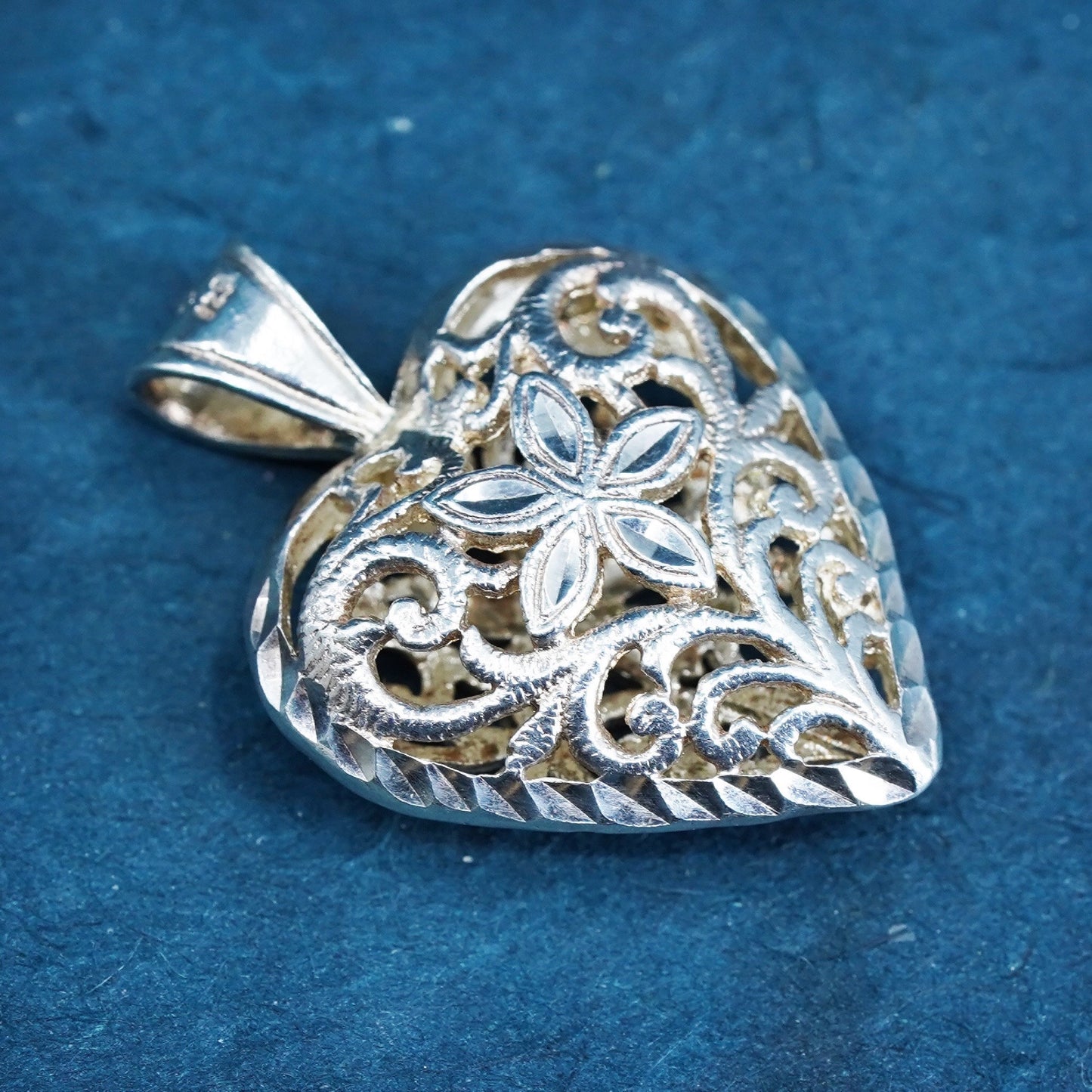 Vintage Sterling silver handmade pendant, 925 filigree heart