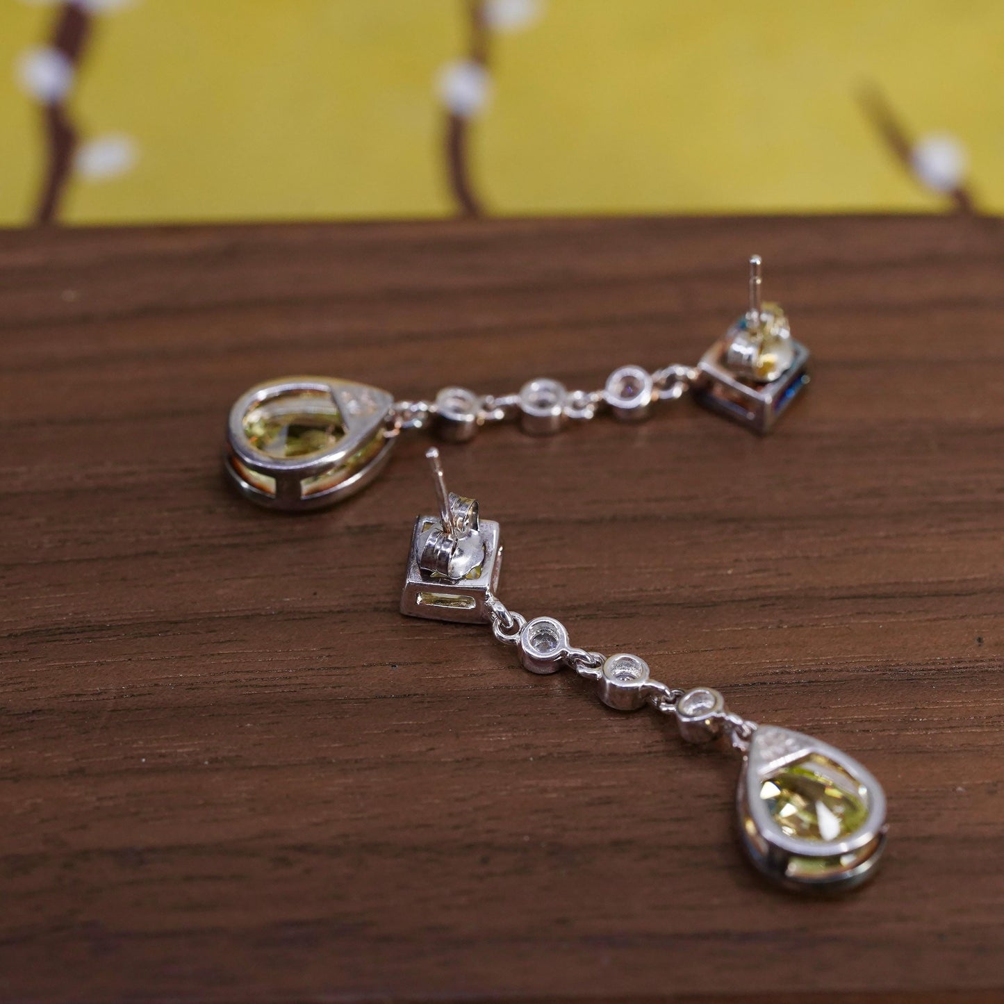Vintage Sterling 925 silver handmade teardrop earrings with peridot