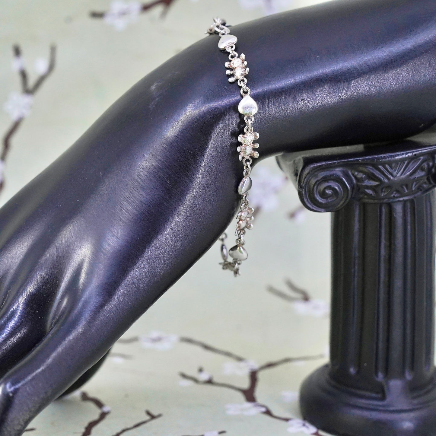 7", VTG sterling 925 silver figaro bracelet with heart and teddy bear charms